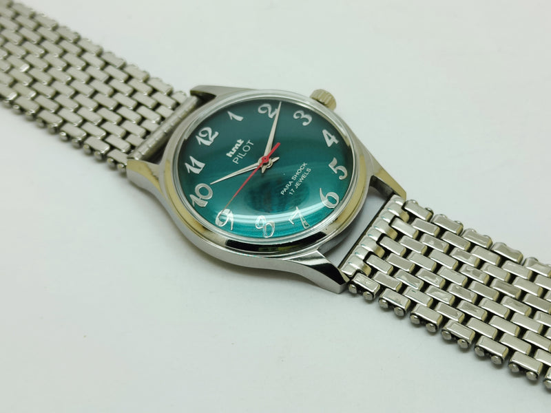 HMT Mechanical Vintage Watch – Refurbished Classic | Original Hand-Winding Timepiece