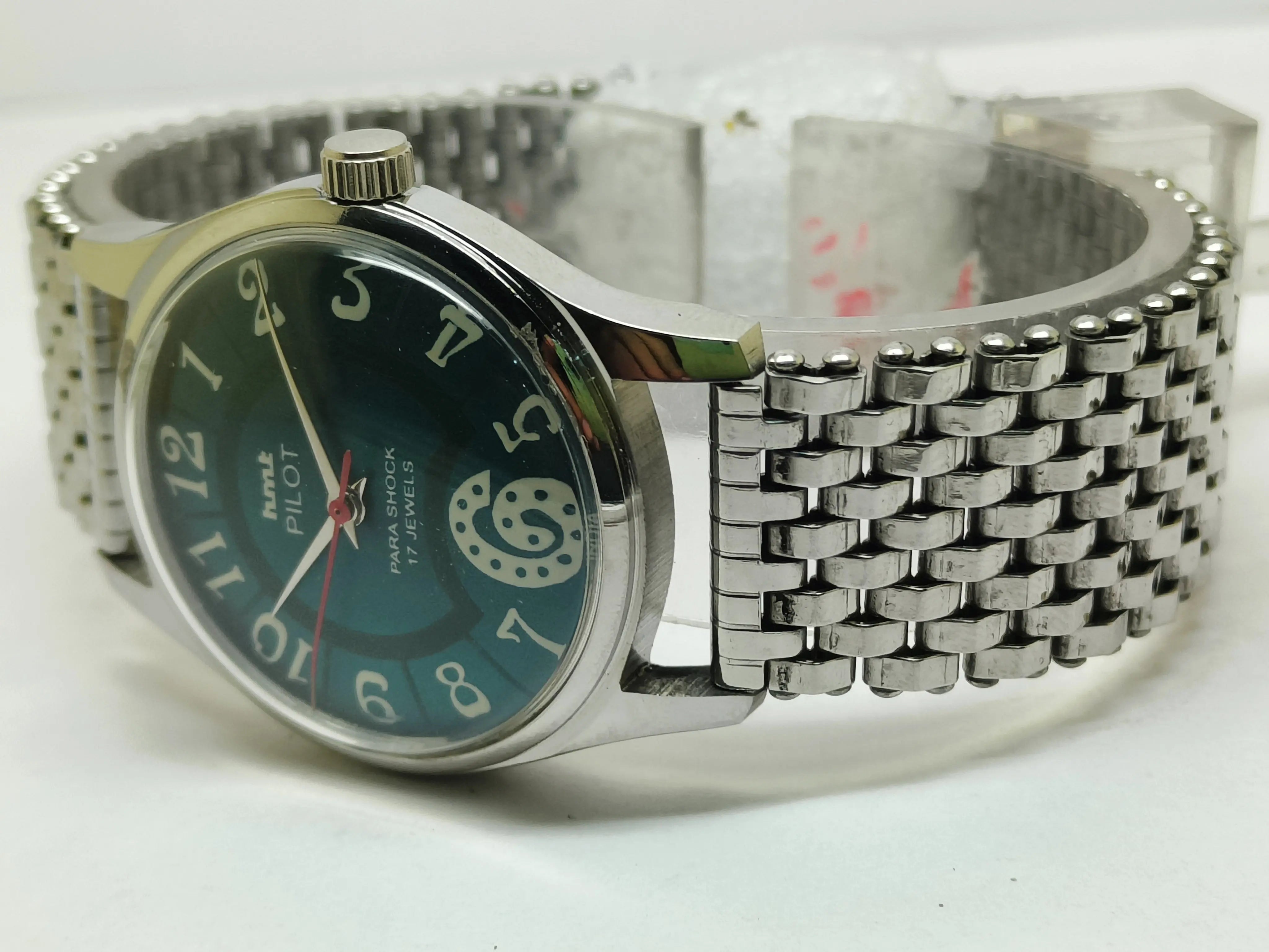 HMT Mechanical Vintage Watch – Refurbished Classic | Original Hand-Winding Timepiece National Watches