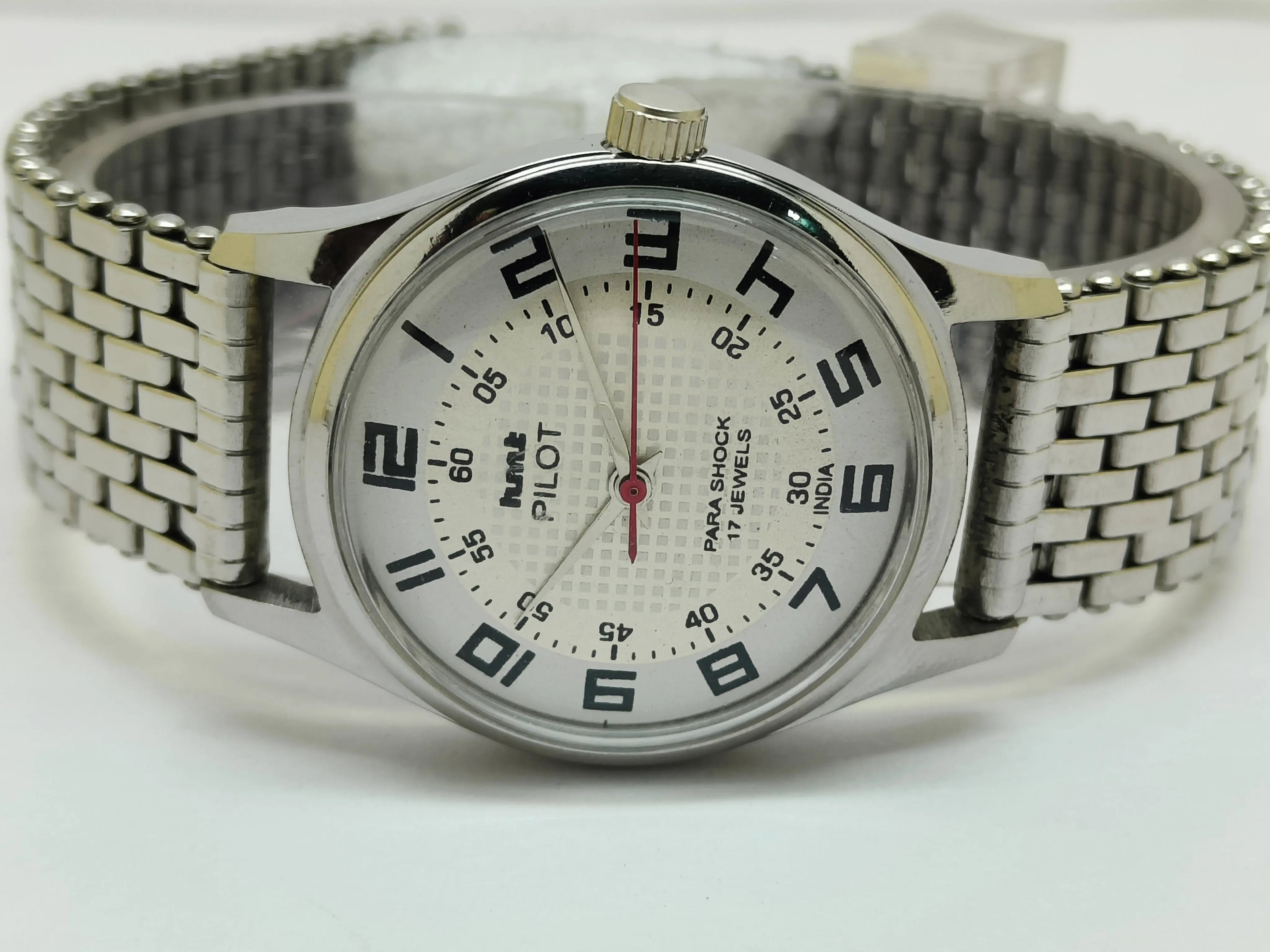 HMT Mechanical Vintage Watch – Refurbished Classic | Original Hand-Winding Timepiece National Watches