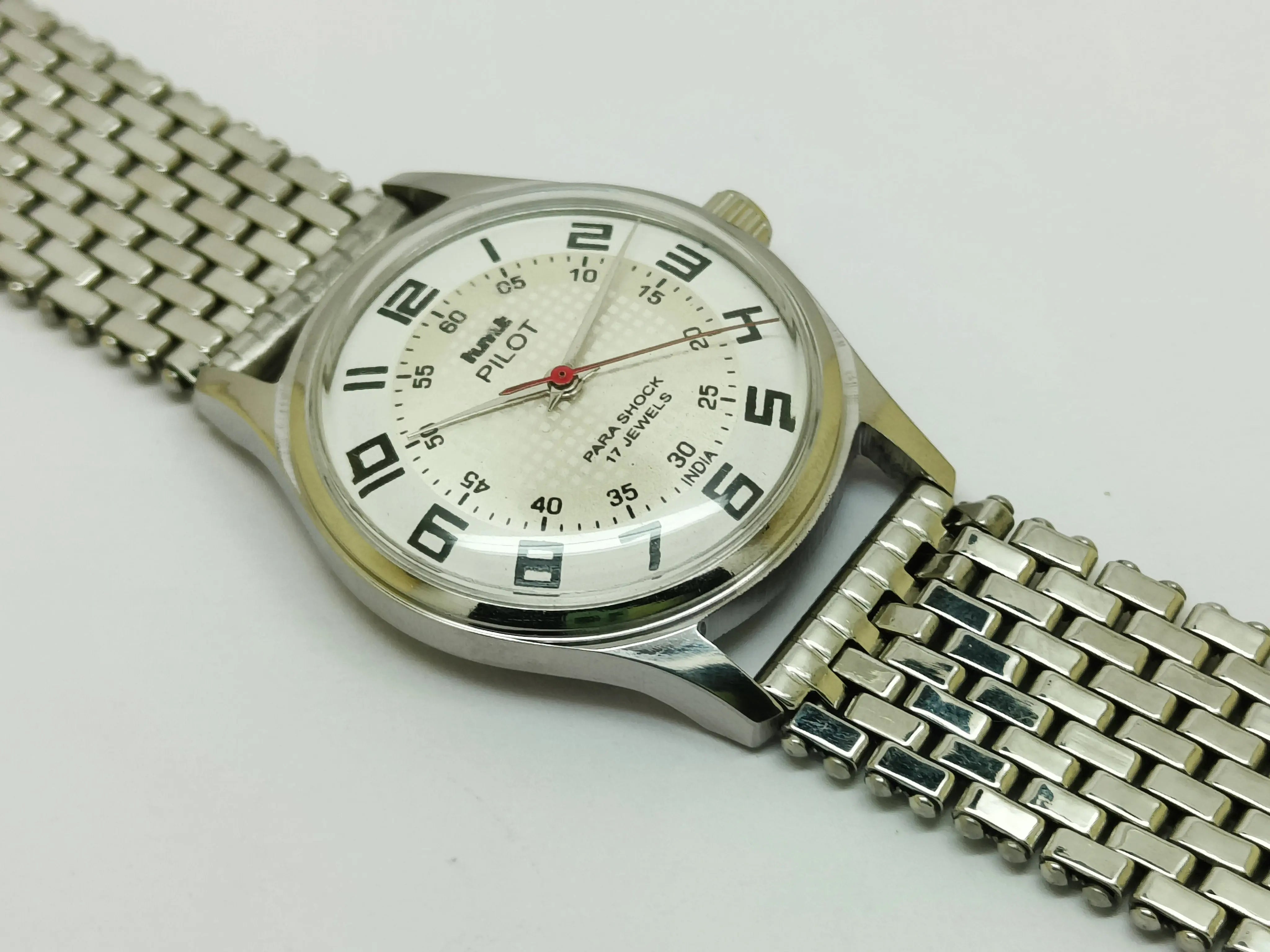 HMT Mechanical Vintage Watch – Refurbished Classic | Original Hand-Winding Timepiece National Watches