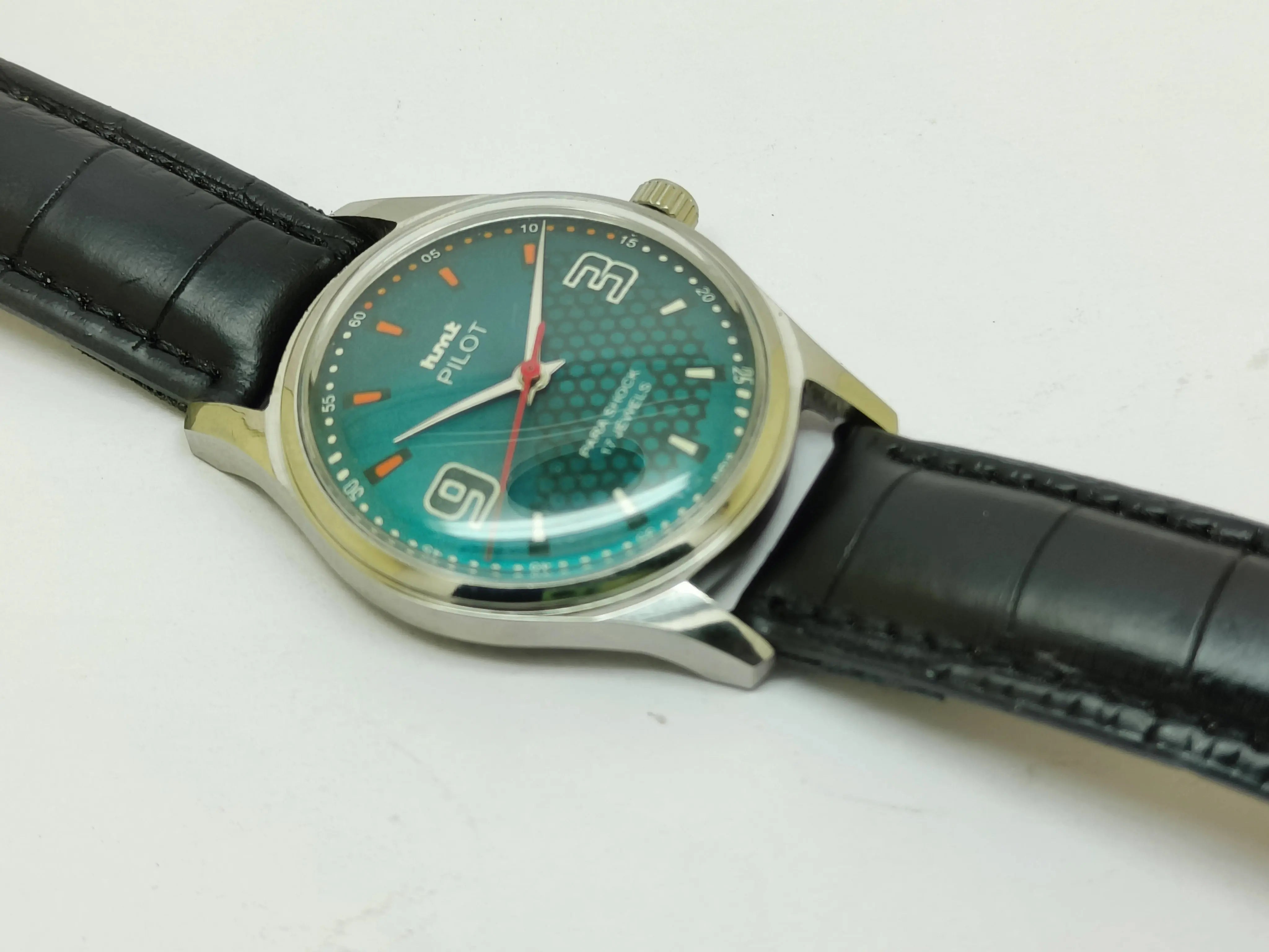 HMT Mechanical Vintage Watch – Refurbished Classic | Original Hand-Winding Timepiece National Watches