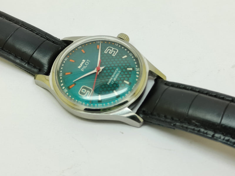 HMT Mechanical Vintage Watch – Refurbished Classic | Original Hand-Winding Timepiece