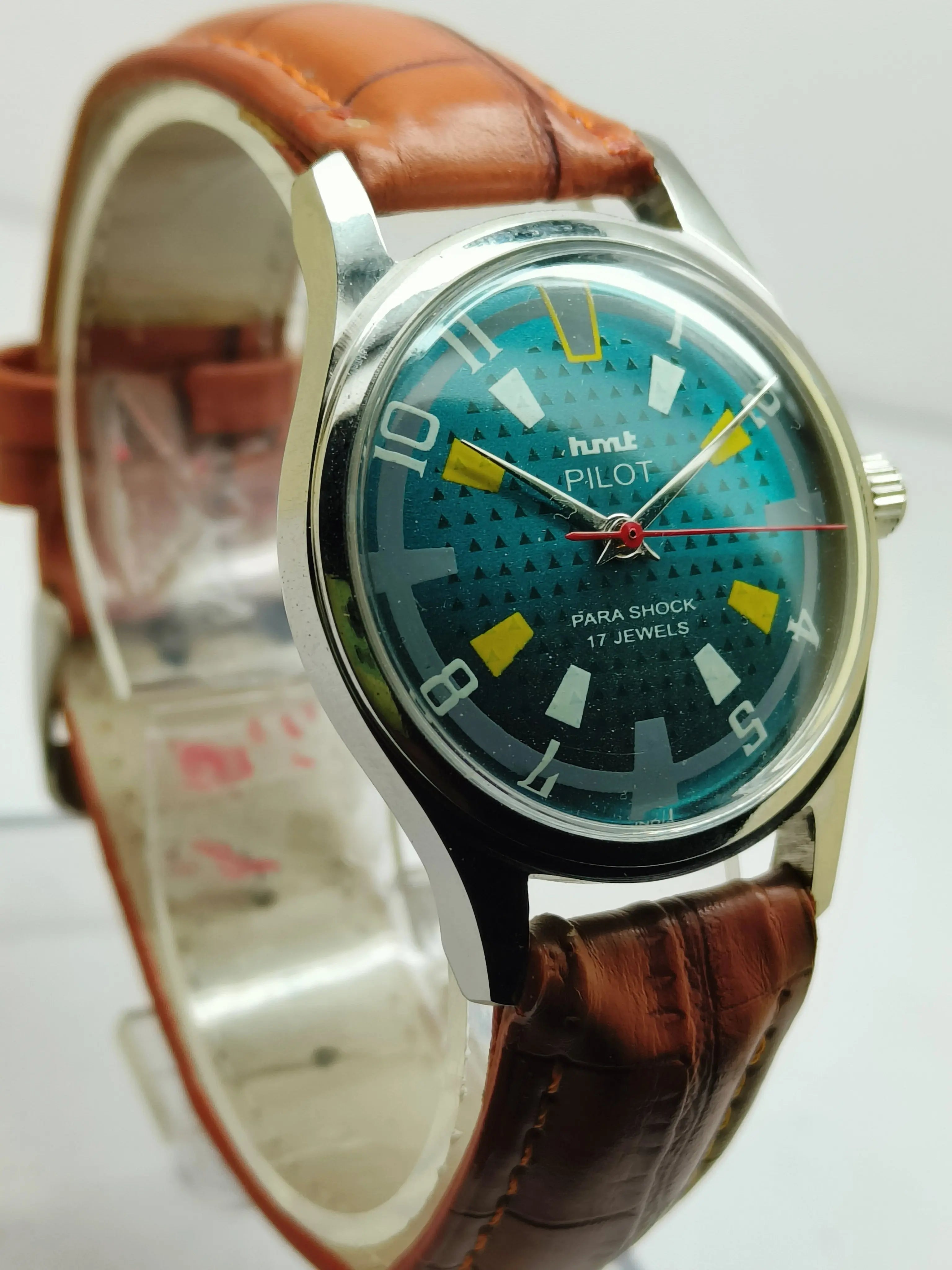 HMT Mechanical Vintage Watch – Refurbished Classic | Original Hand-Winding Timepiece National Watches