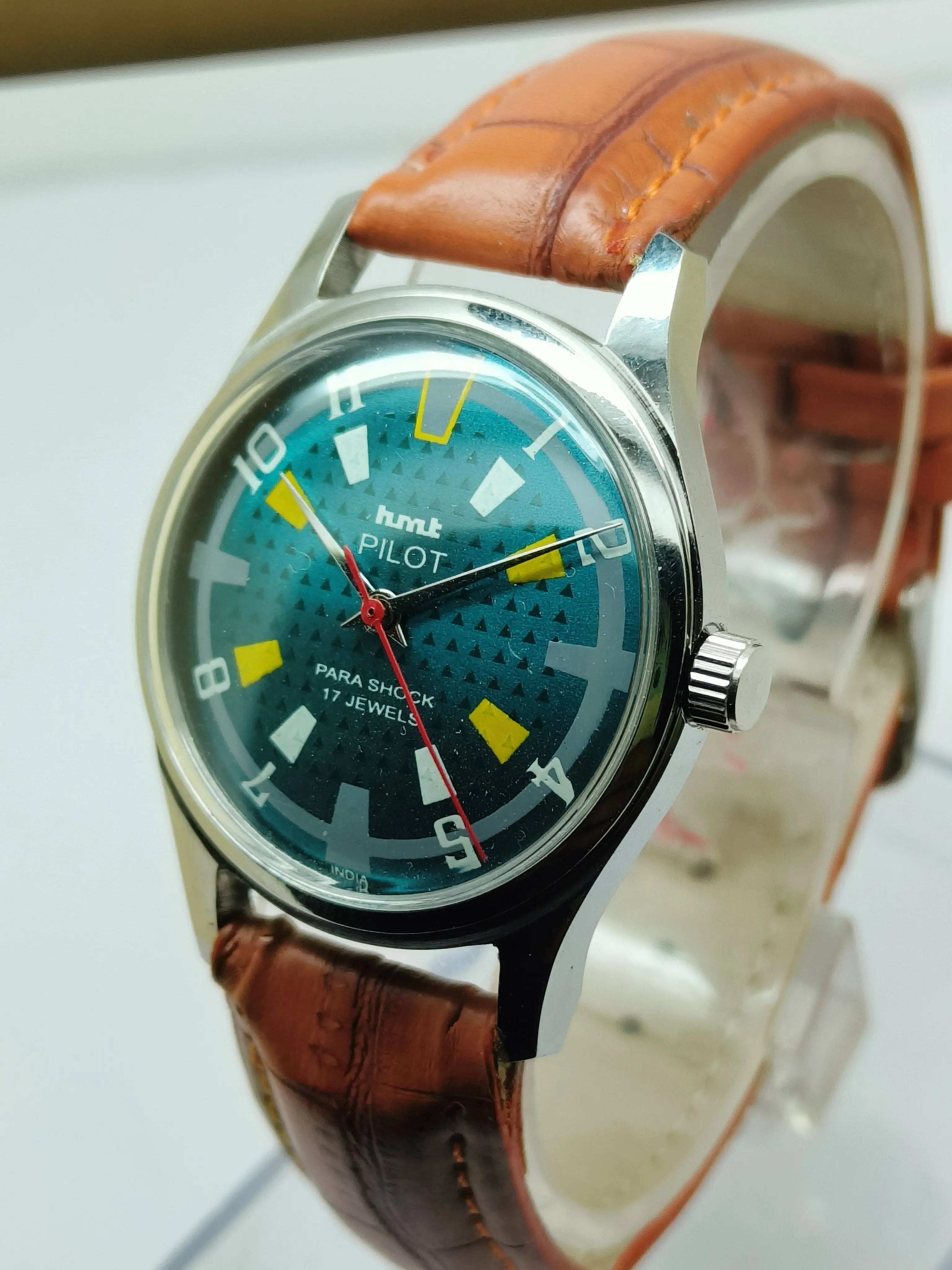 HMT Mechanical Vintage Watch – Refurbished Classic | Original Hand-Winding Timepiece National Watches