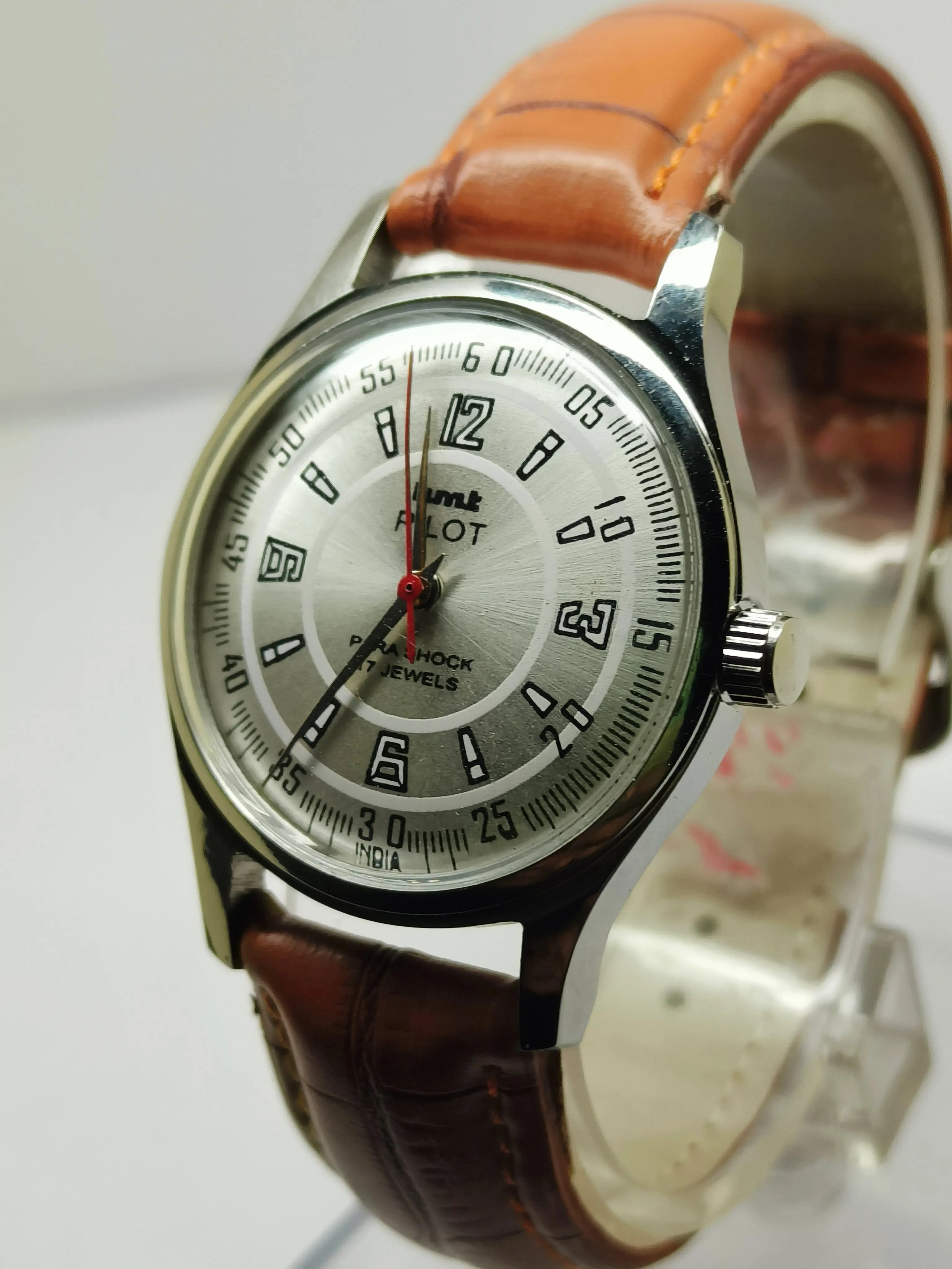 HMT Mechanical Vintage Watch – Refurbished Classic | Original Hand-Winding Timepiece National Watches