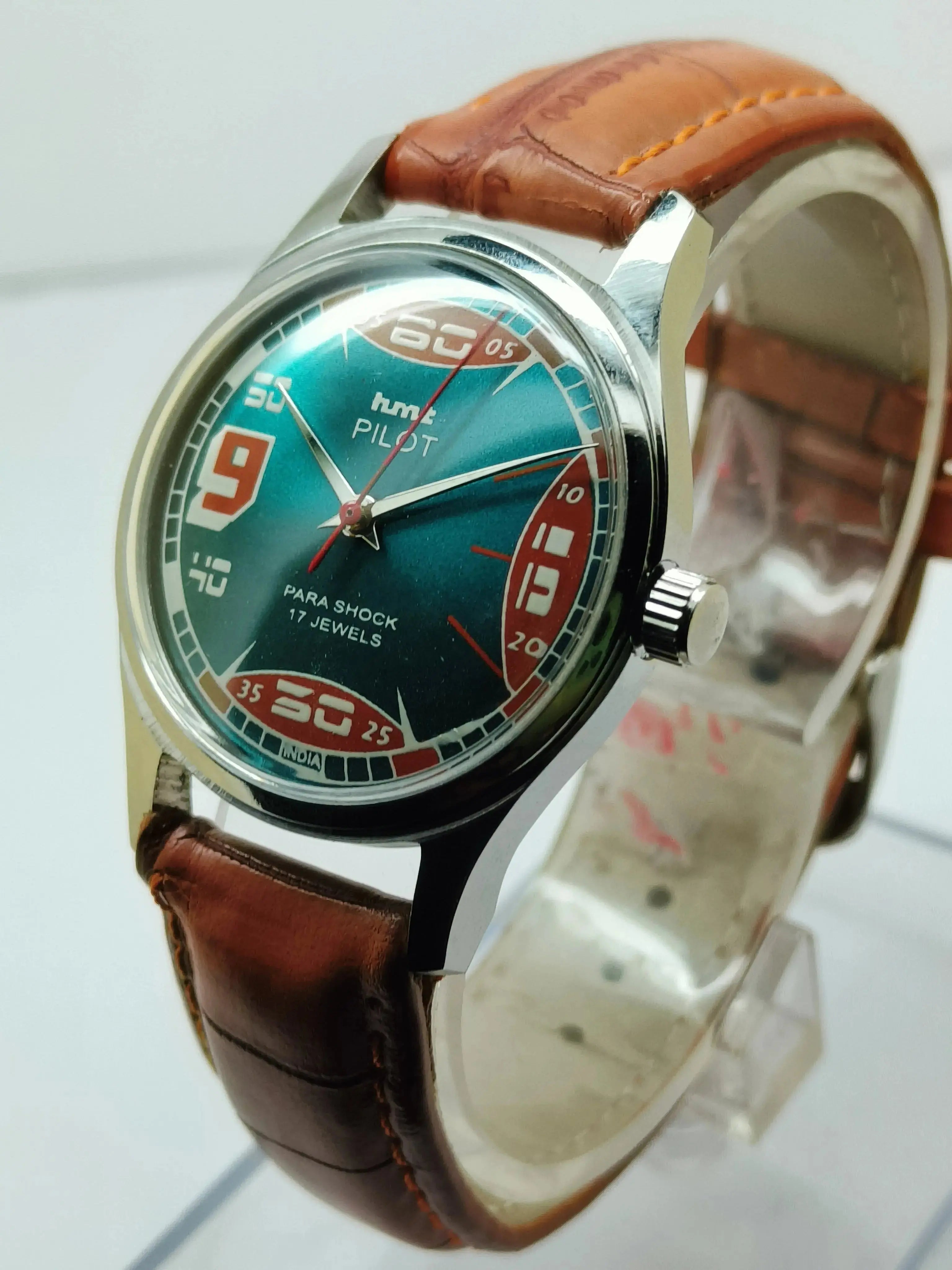 HMT Mechanical Vintage Watch – Refurbished Classic | Original Hand-Winding Timepiece National Watches