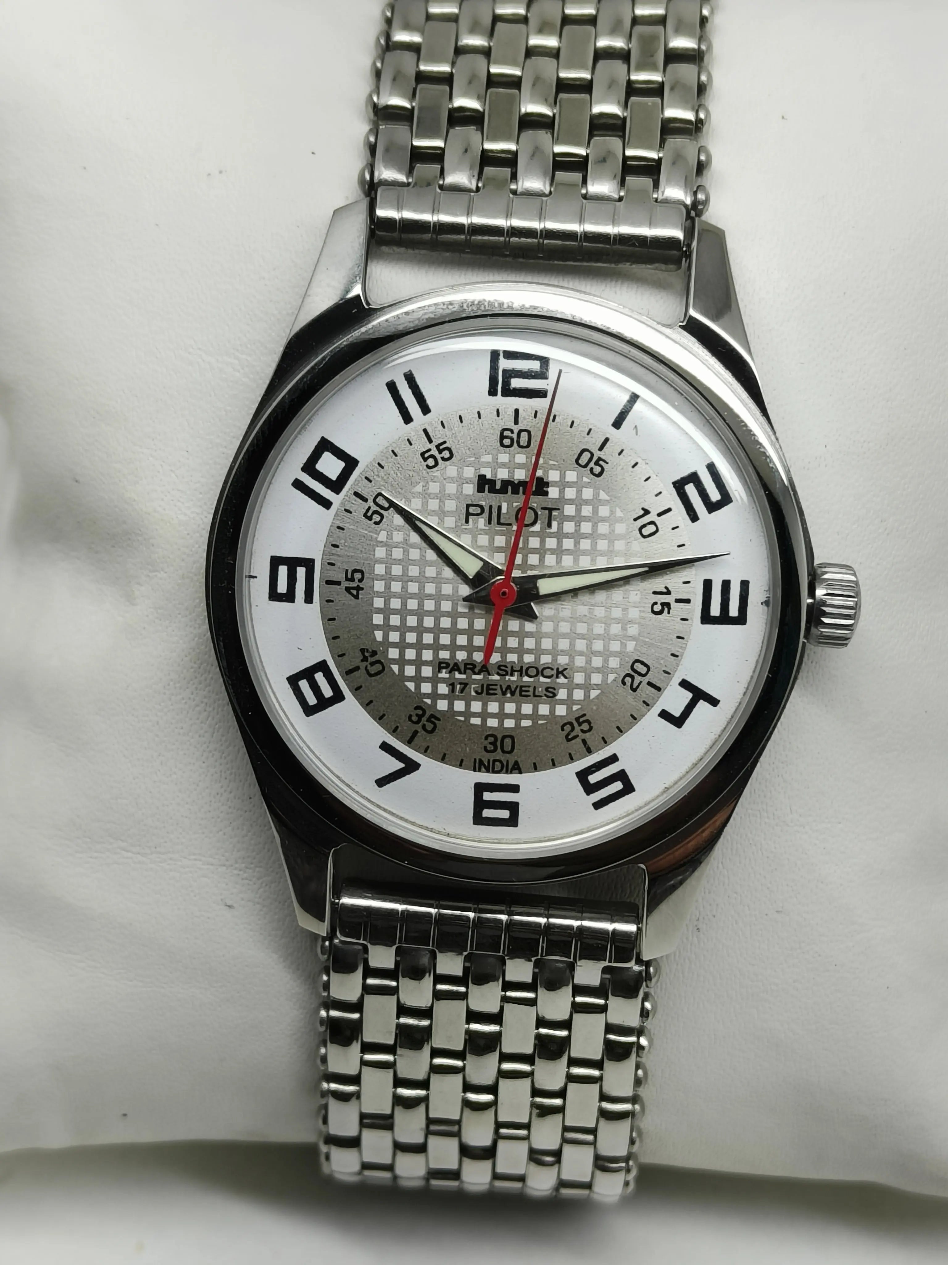 HMT Mechanical Vintage Watch – Refurbished Classic | Original Hand-Winding Timepiece National Watches