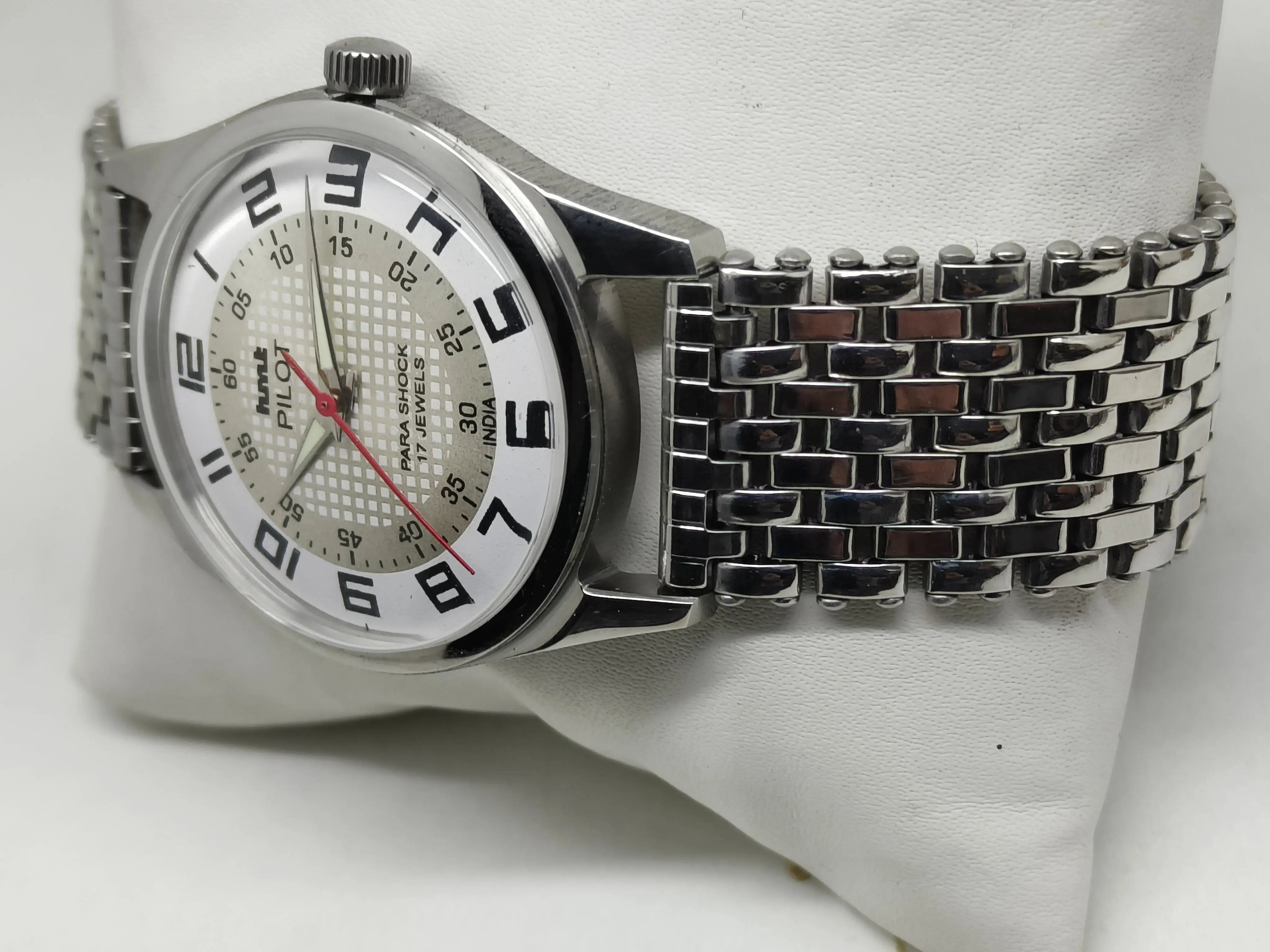 HMT Mechanical Vintage Watch – Refurbished Classic | Original Hand-Winding Timepiece National Watches