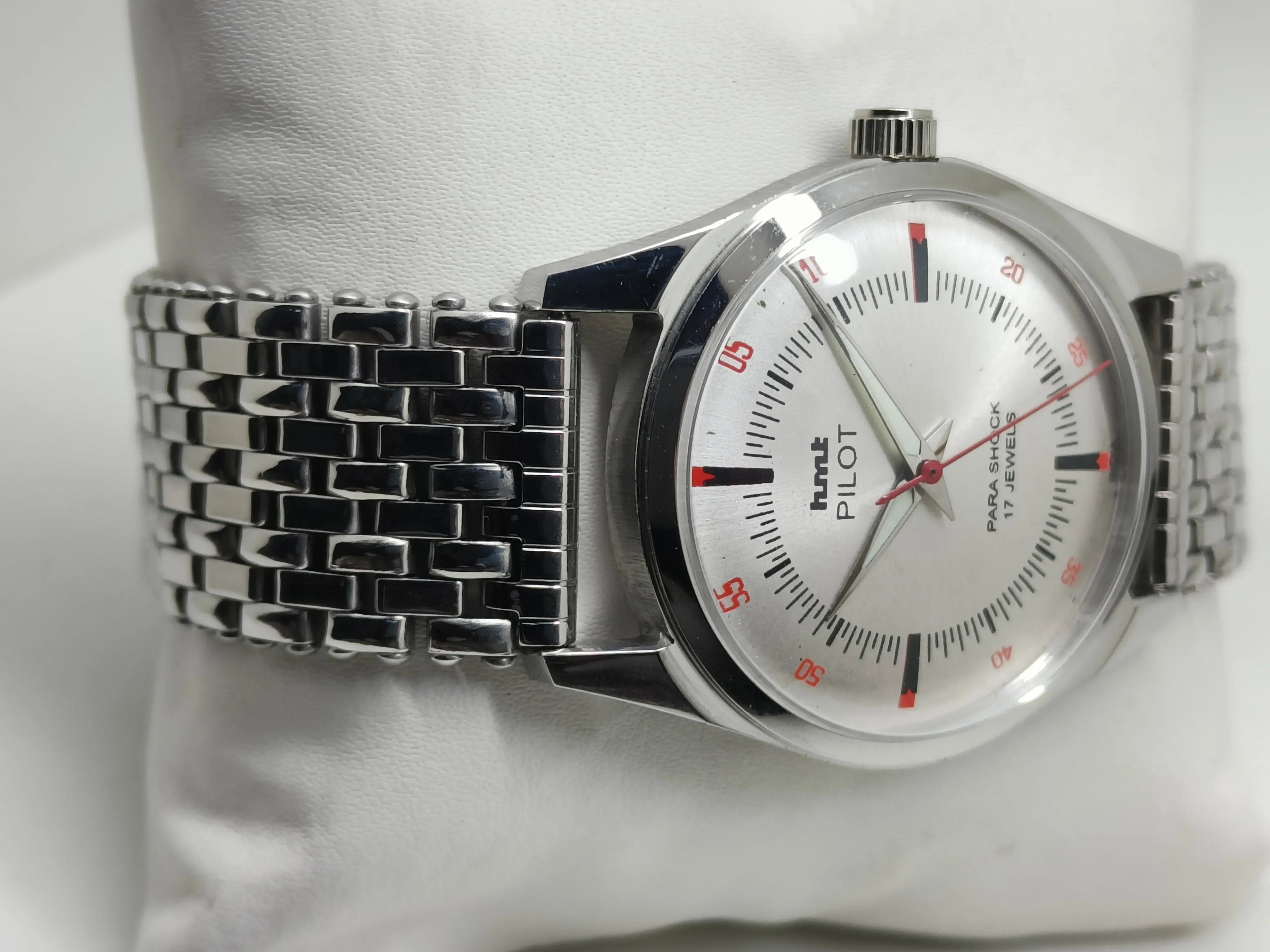 HMT Mechanical Vintage Watch – Refurbished Classic | Original Hand-Winding Timepiece National Watches