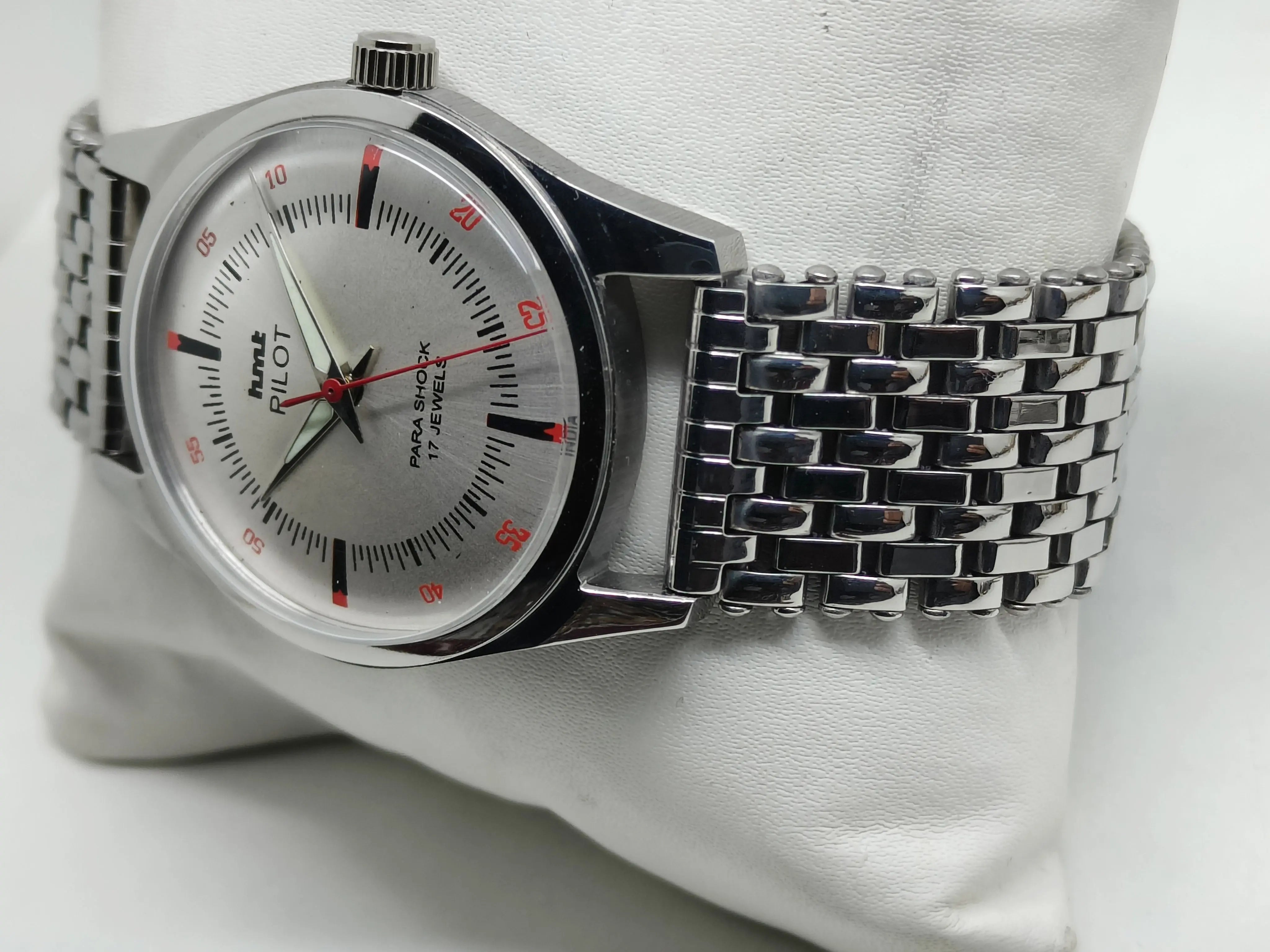 HMT Mechanical Vintage Watch – Refurbished Classic | Original Hand-Winding Timepiece National Watches