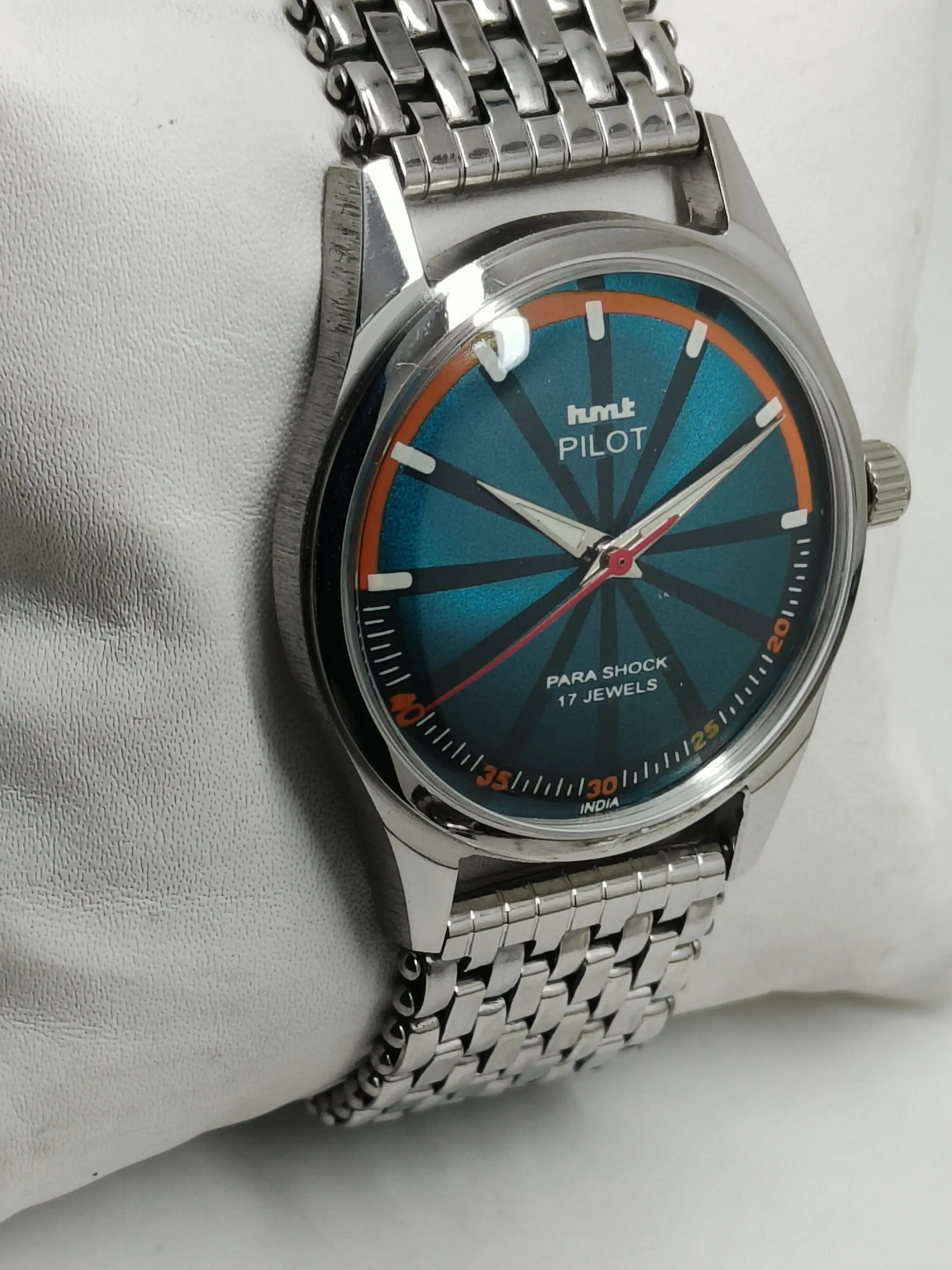 HMT Mechanical Vintage Watch – Refurbished Classic | Original Hand-Winding Timepiece National Watches