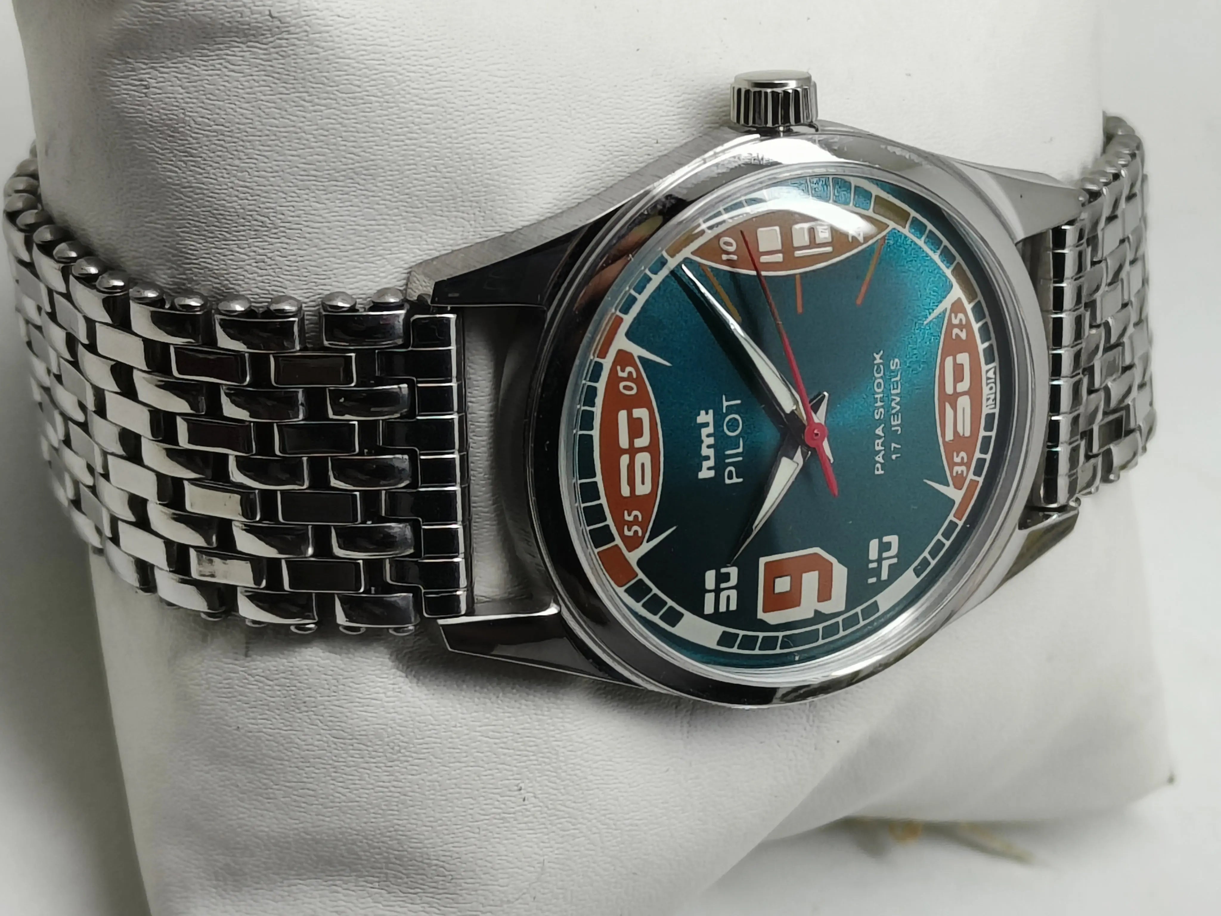 HMT Mechanical Vintage Watch – Refurbished Classic | Original Hand-Winding Timepiece National Watches