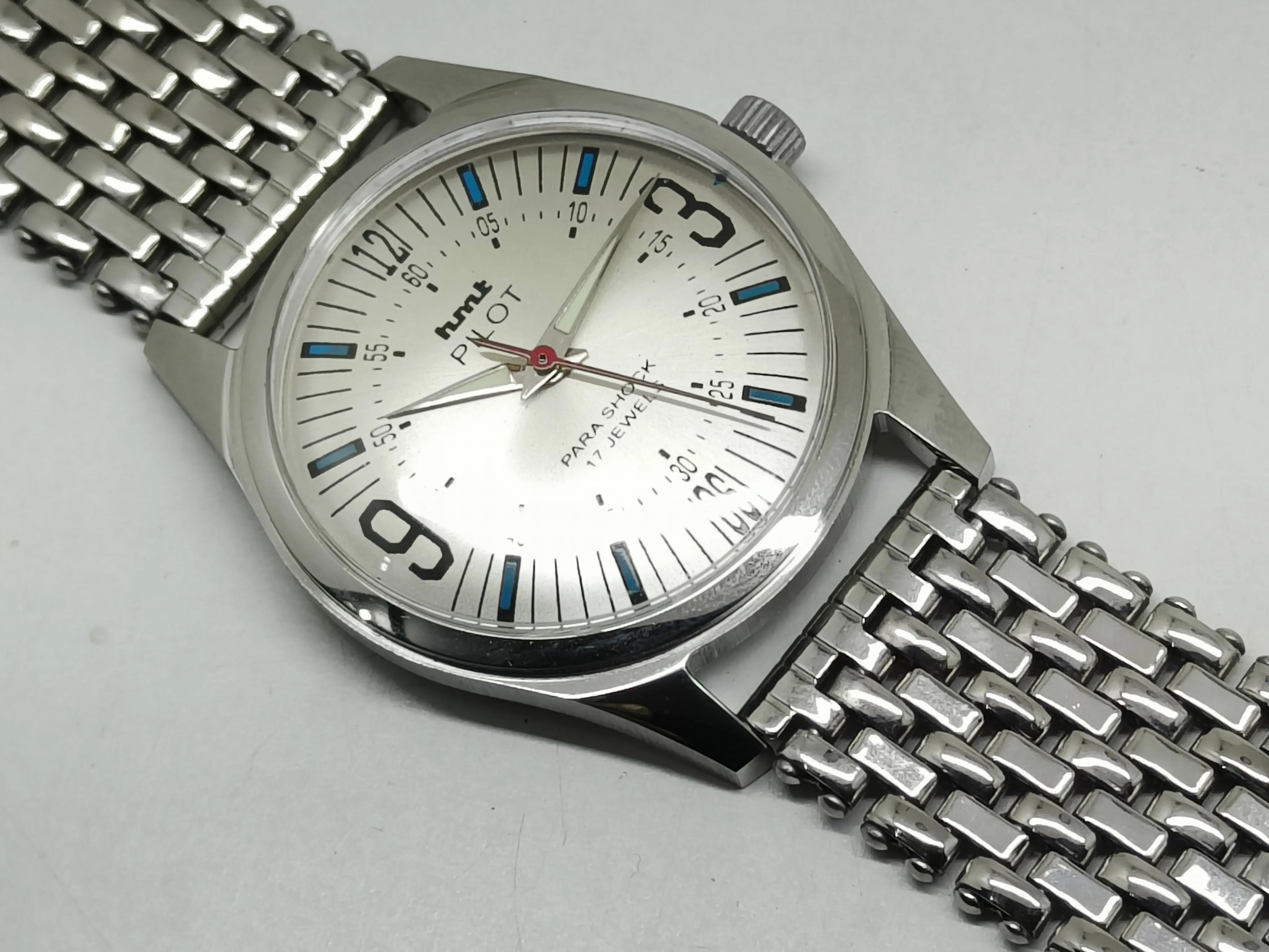 HMT Mechanical Vintage Watch – Refurbished Classic | Original Hand-Winding Timepiece National Watches