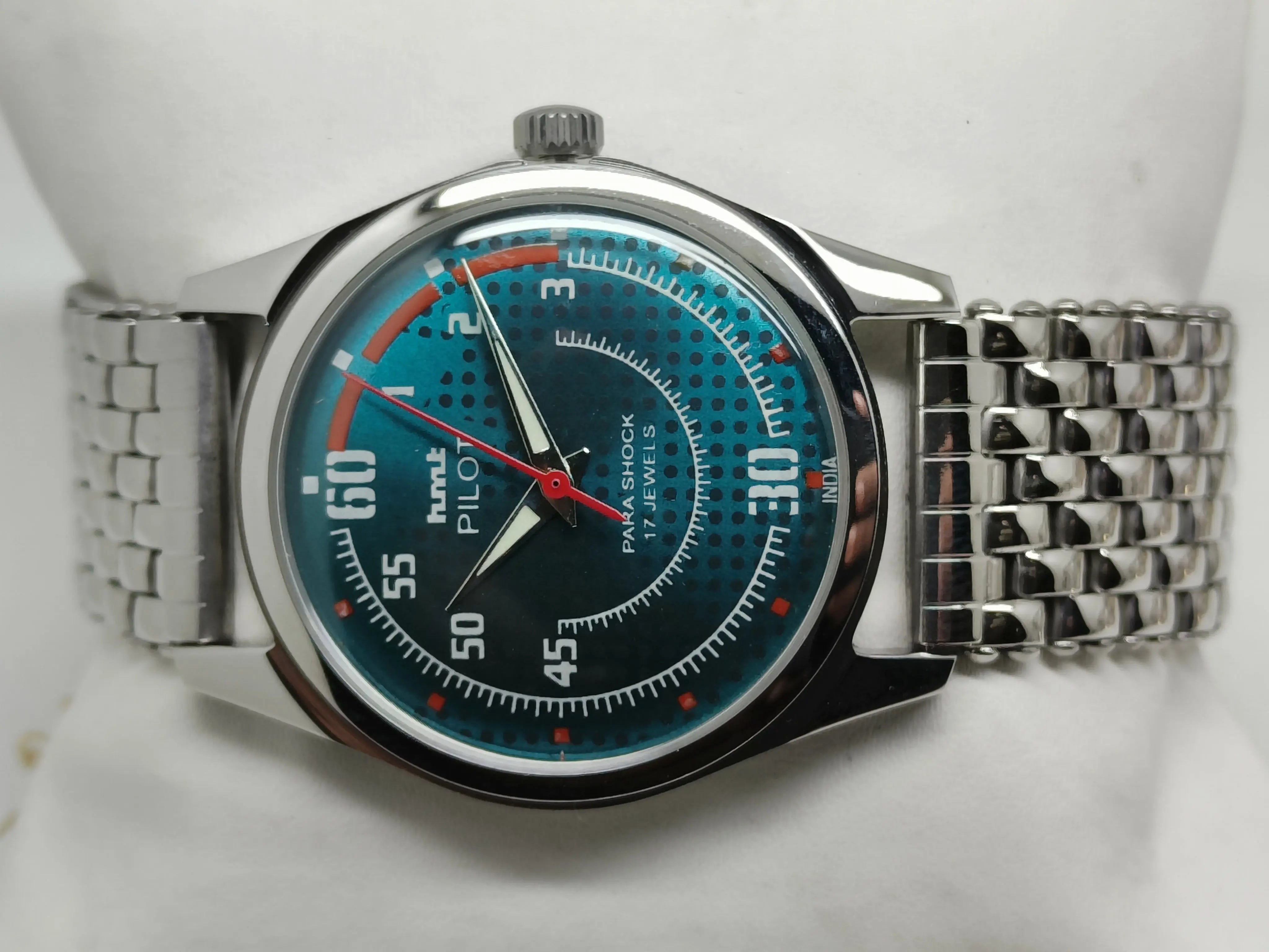 HMT Mechanical Vintage Watch – Refurbished Classic | Original Hand-Winding Timepiece National Watches