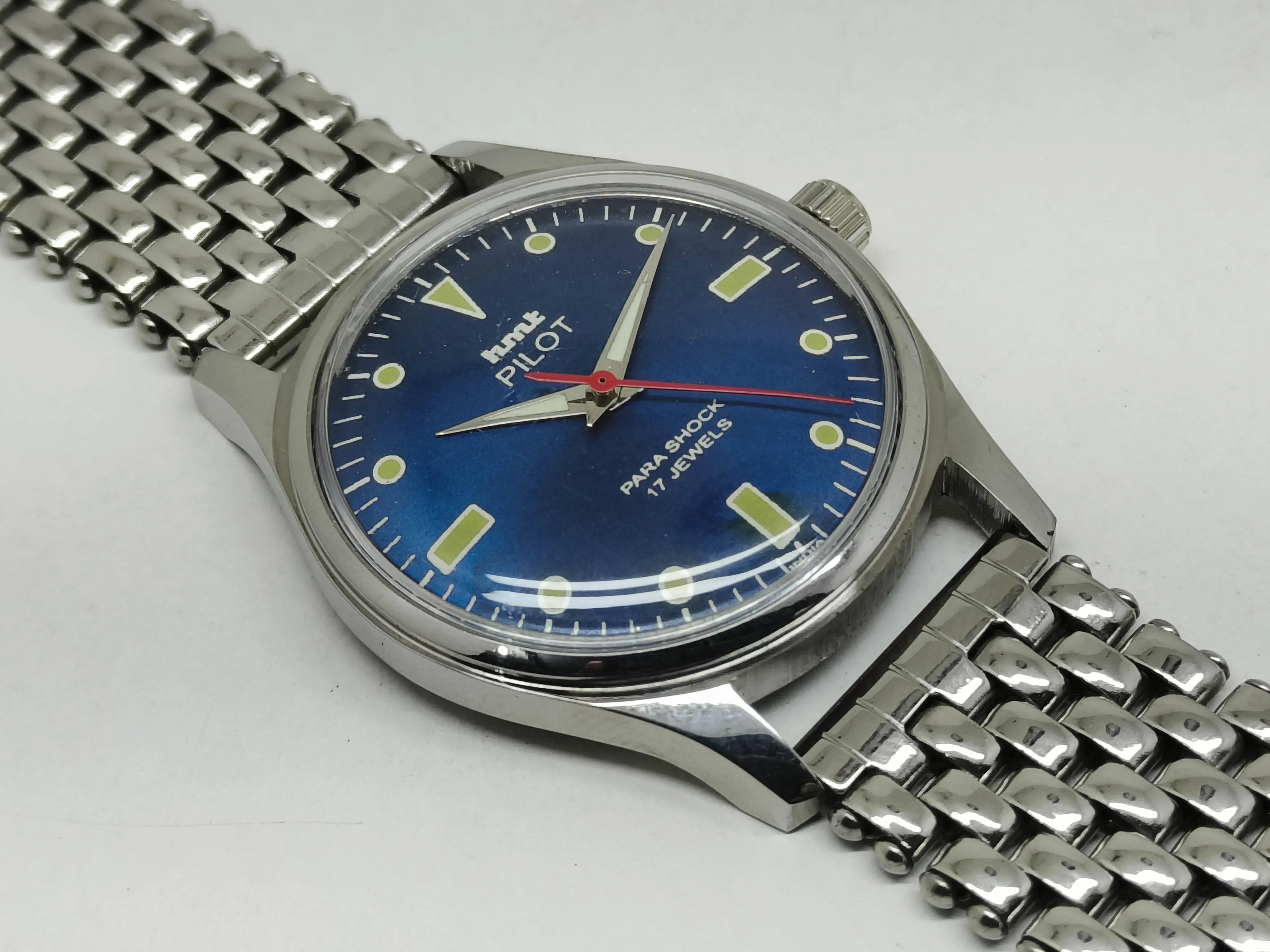 HMT Mechanical Vintage Watch – Refurbished Classic | Original Hand-Winding Timepiece National Watches