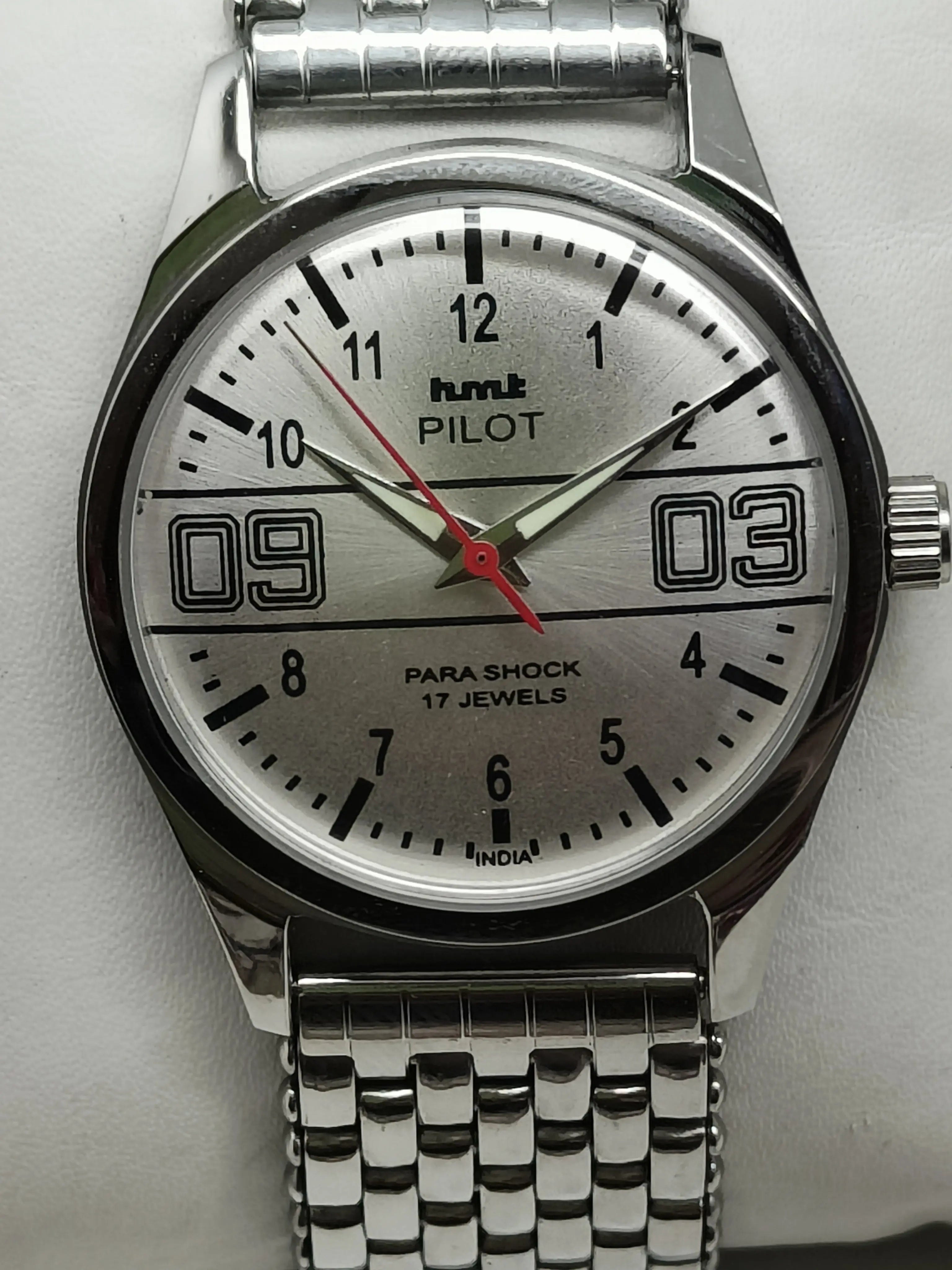HMT Mechanical Vintage Watch – Refurbished Classic | Original Hand-Winding Timepiece National Watches