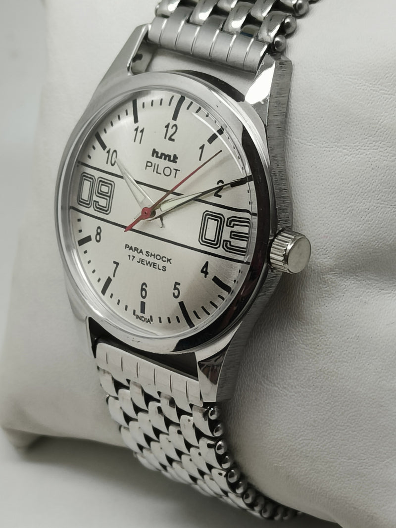HMT Mechanical Vintage Watch – Refurbished Classic | Original Hand-Winding Timepiece