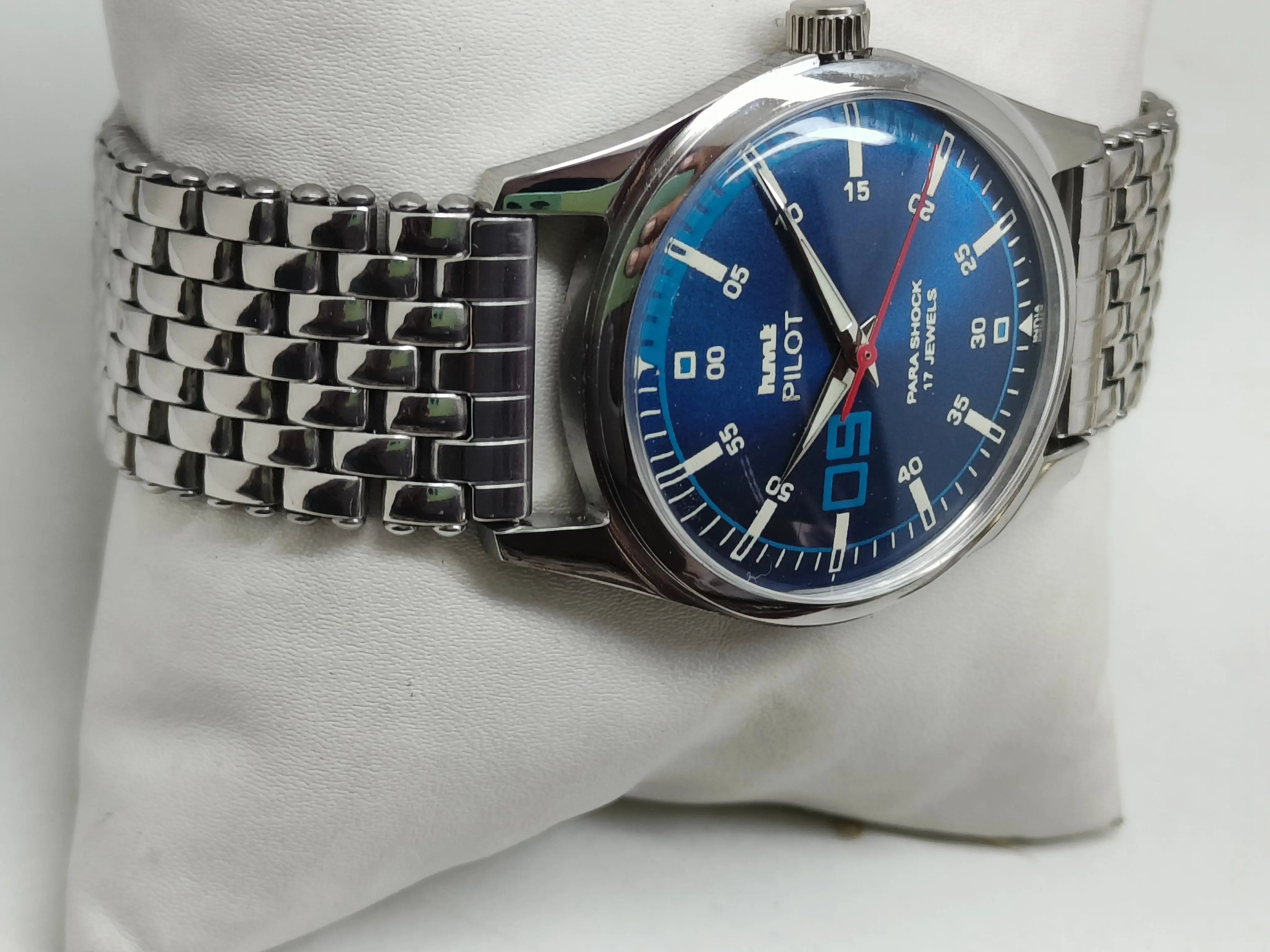 HMT Mechanical Vintage Watch – Refurbished Classic | Original Hand-Winding Timepiece National Watches