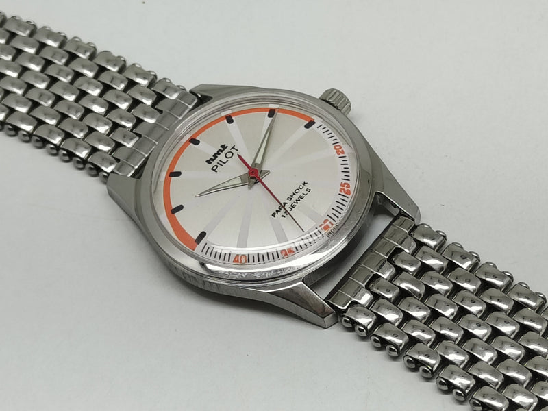 HMT Mechanical Vintage Watch – Refurbished Classic | Original Hand-Winding Timepiece