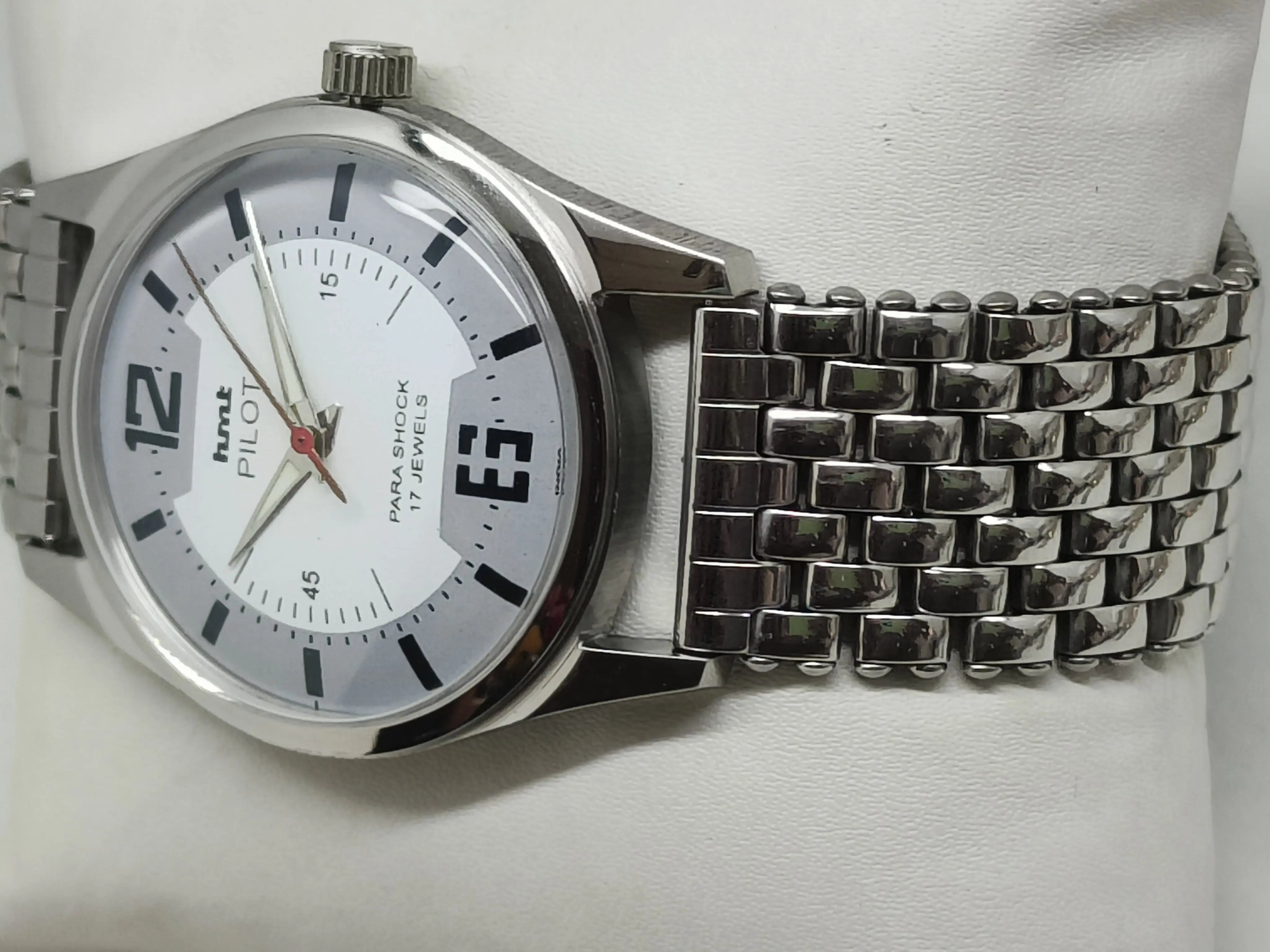 HMT Mechanical Vintage Watch – Refurbished Classic | Original Hand-Winding Timepiece National Watches