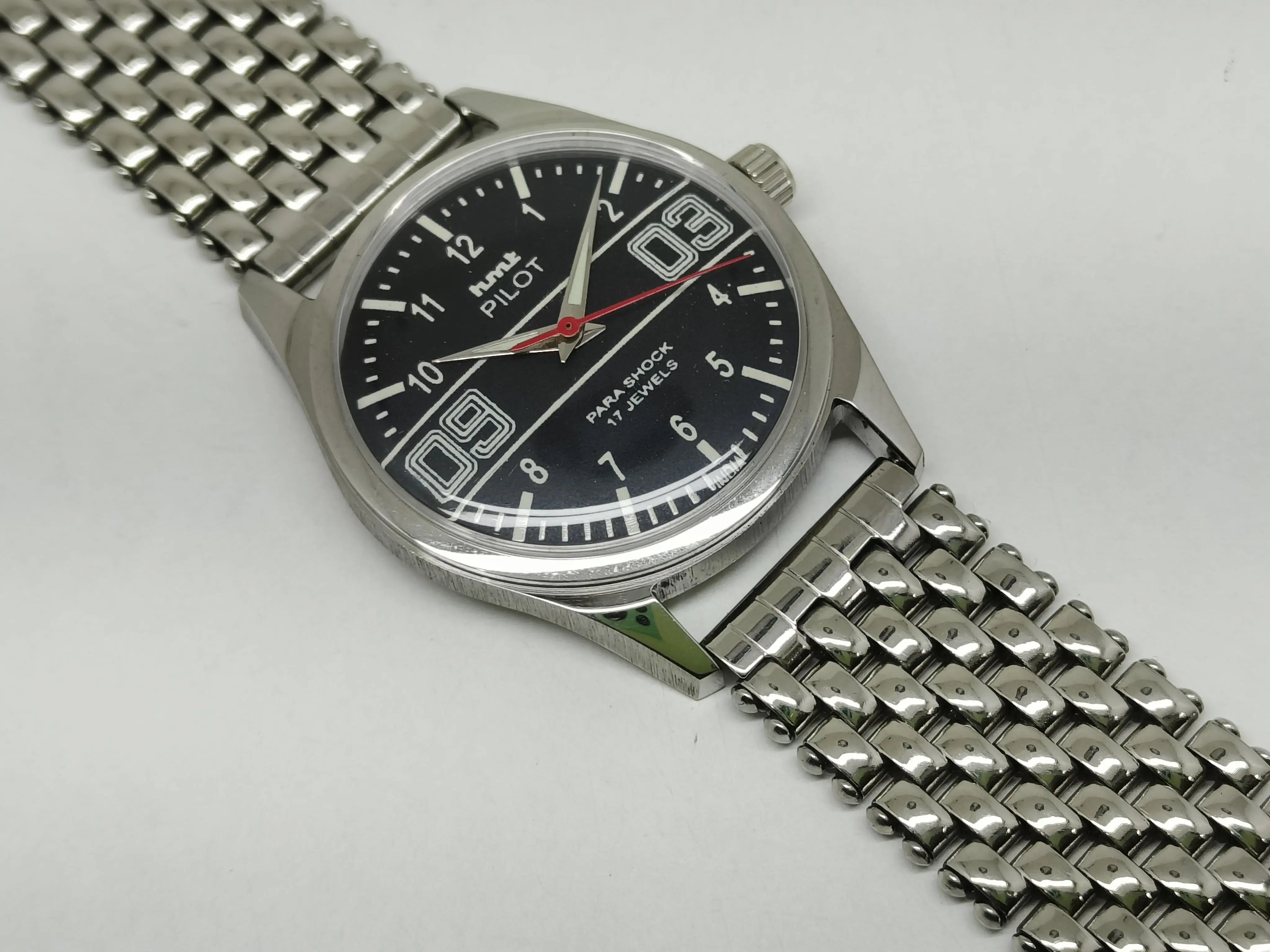 HMT Mechanical Vintage Watch – Refurbished Classic | Original Hand-Winding Timepiece National Watches