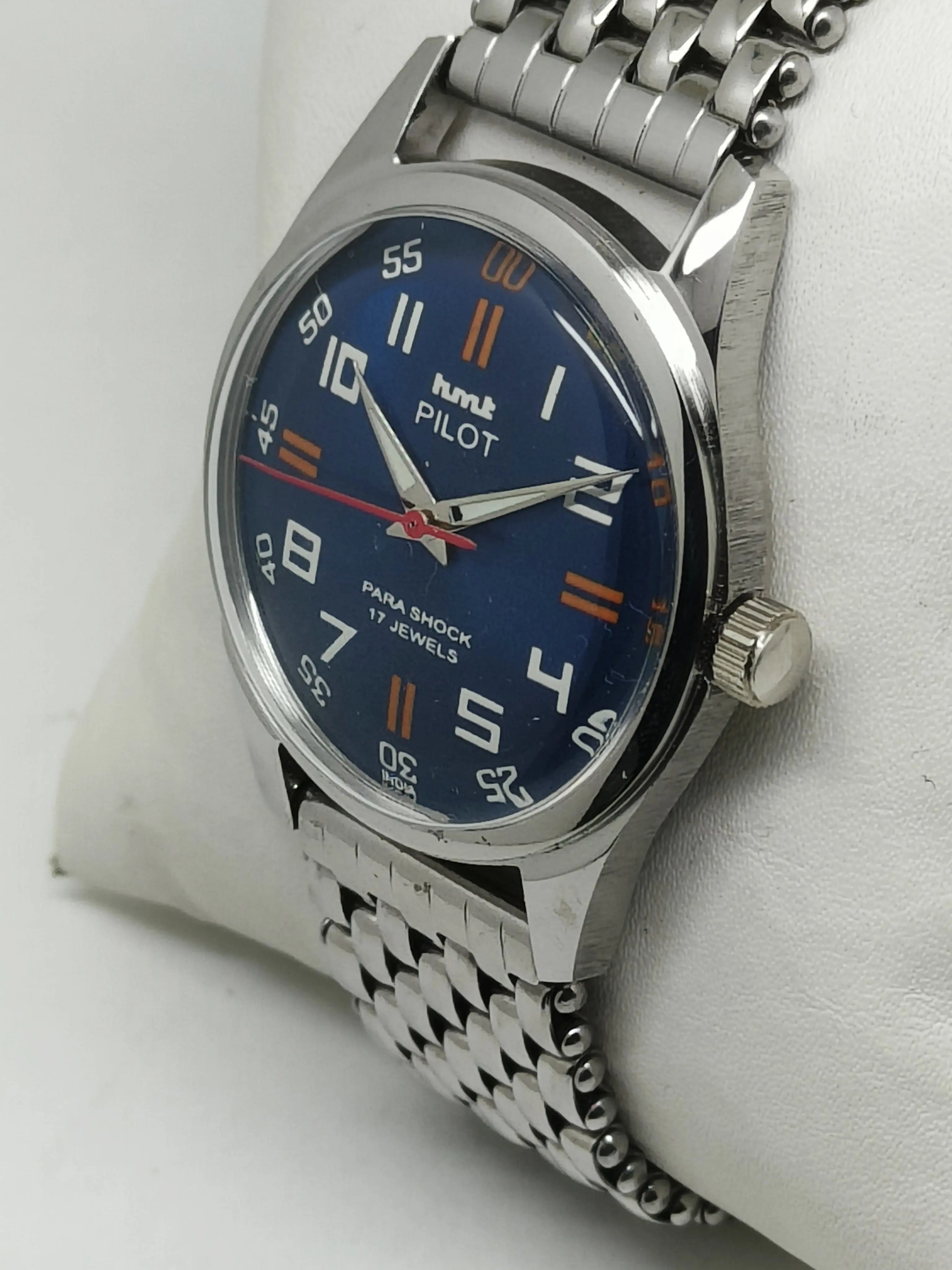 HMT Mechanical Vintage Watch – Refurbished Classic | Original Hand-Winding Timepiece National Watches