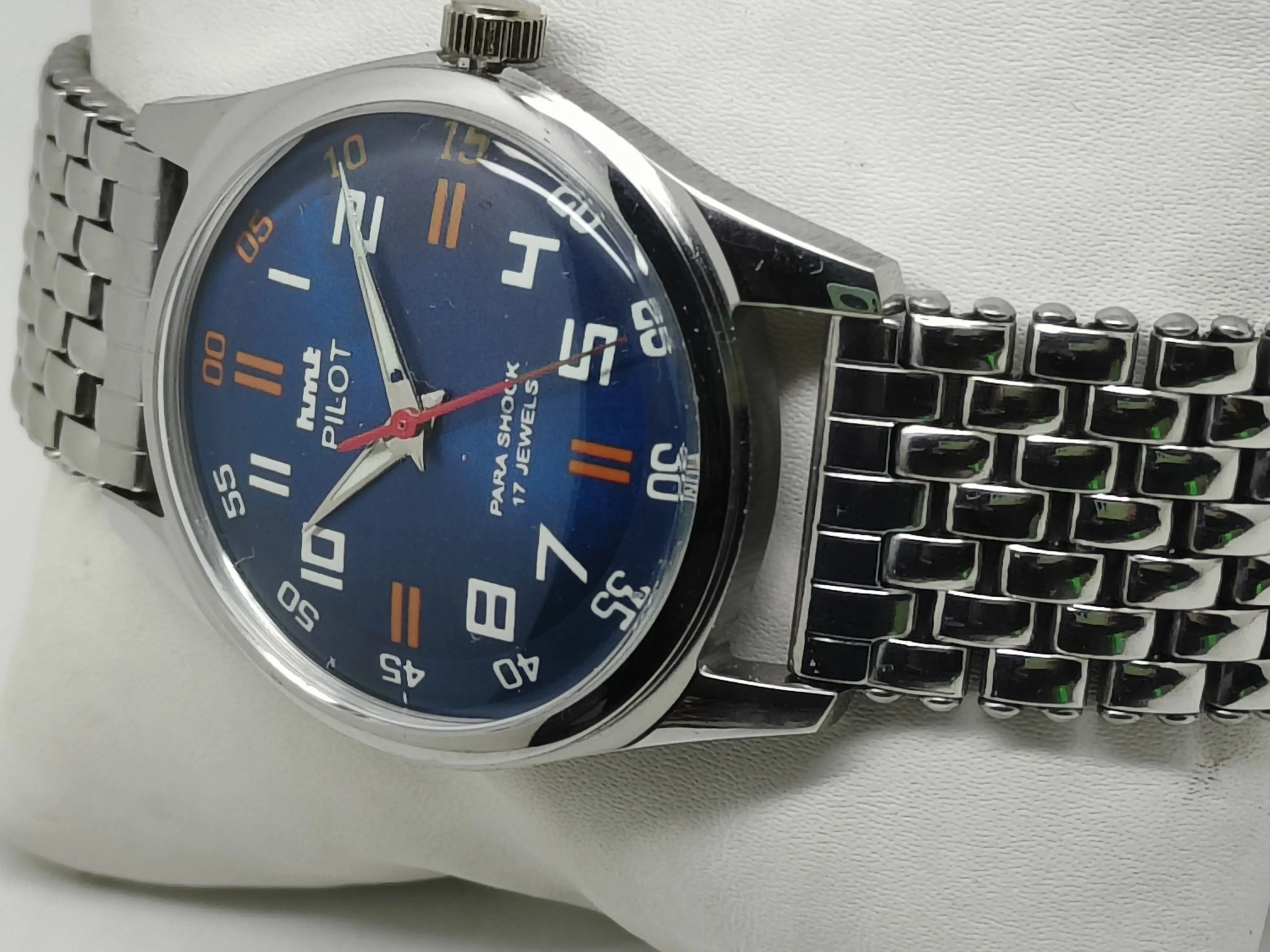 HMT Mechanical Vintage Watch – Refurbished Classic | Original Hand-Winding Timepiece National Watches