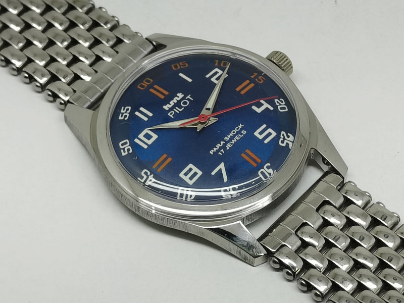 HMT Mechanical Vintage Watch – Refurbished Classic | Original Hand-Winding Timepiece