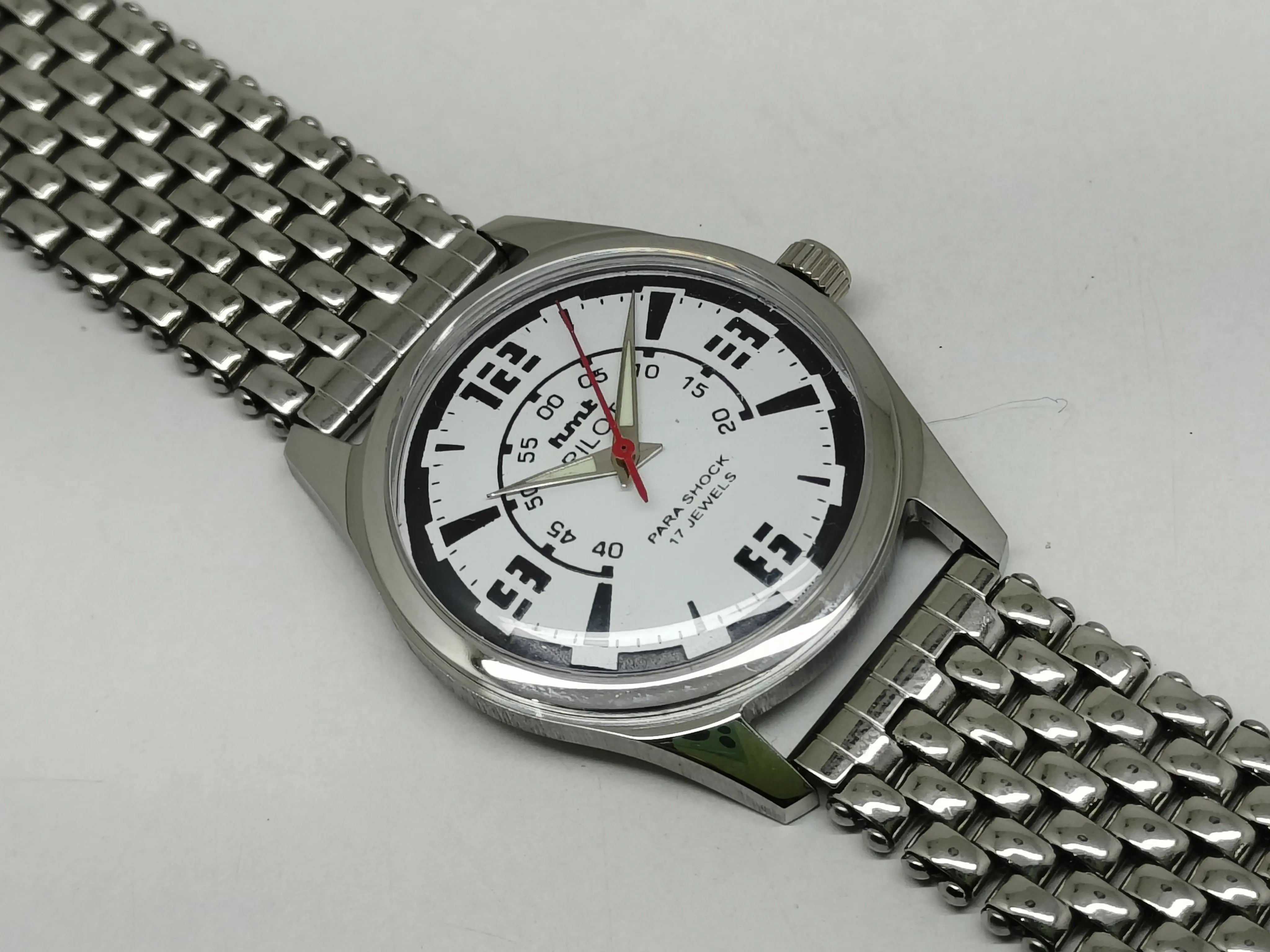 HMT Mechanical Vintage Watch – Refurbished Classic | Original Hand-Winding Timepiece National Watches