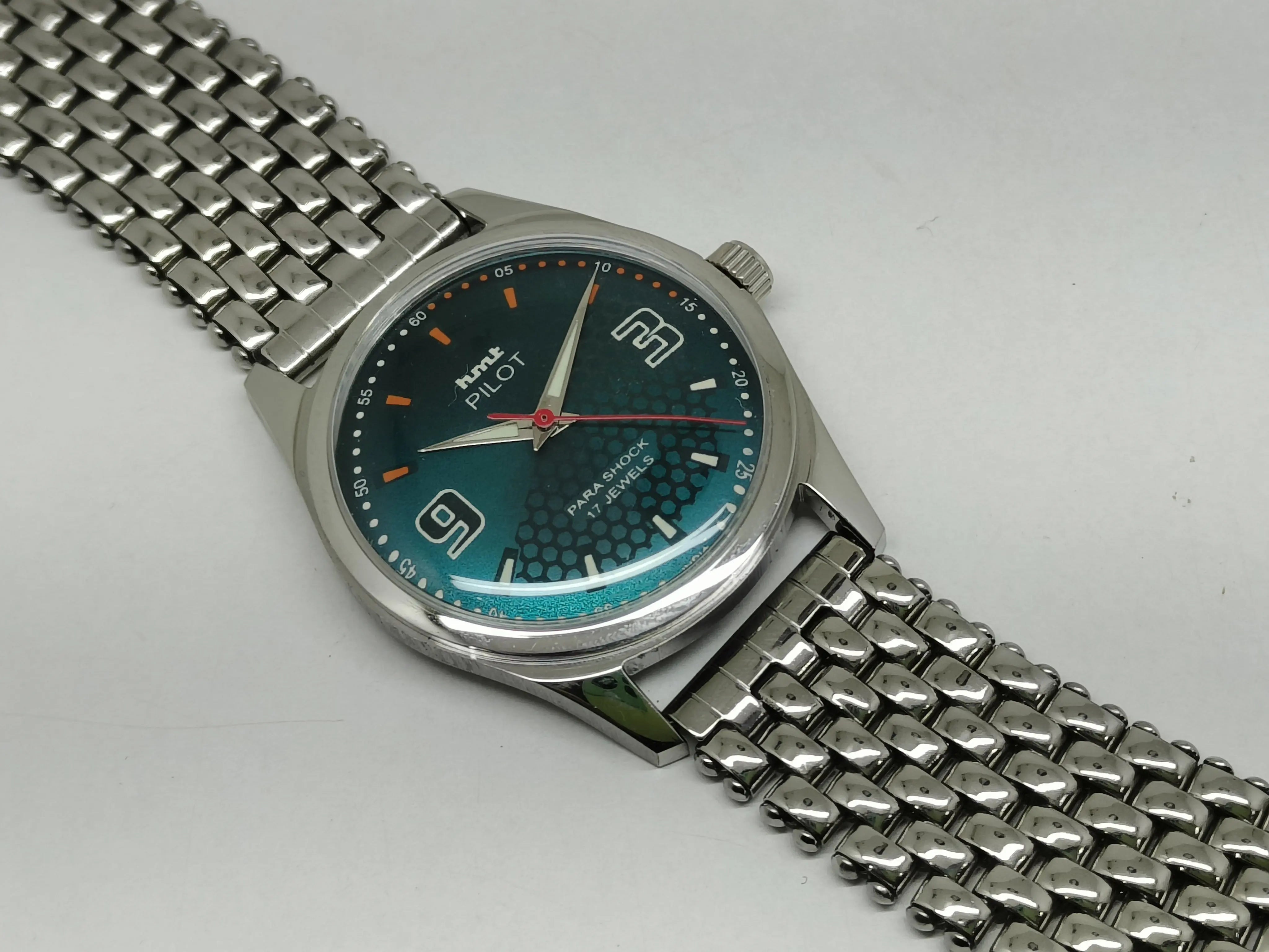 HMT Mechanical Vintage Watch – Refurbished Classic | Original Hand-Winding Timepiece National Watches