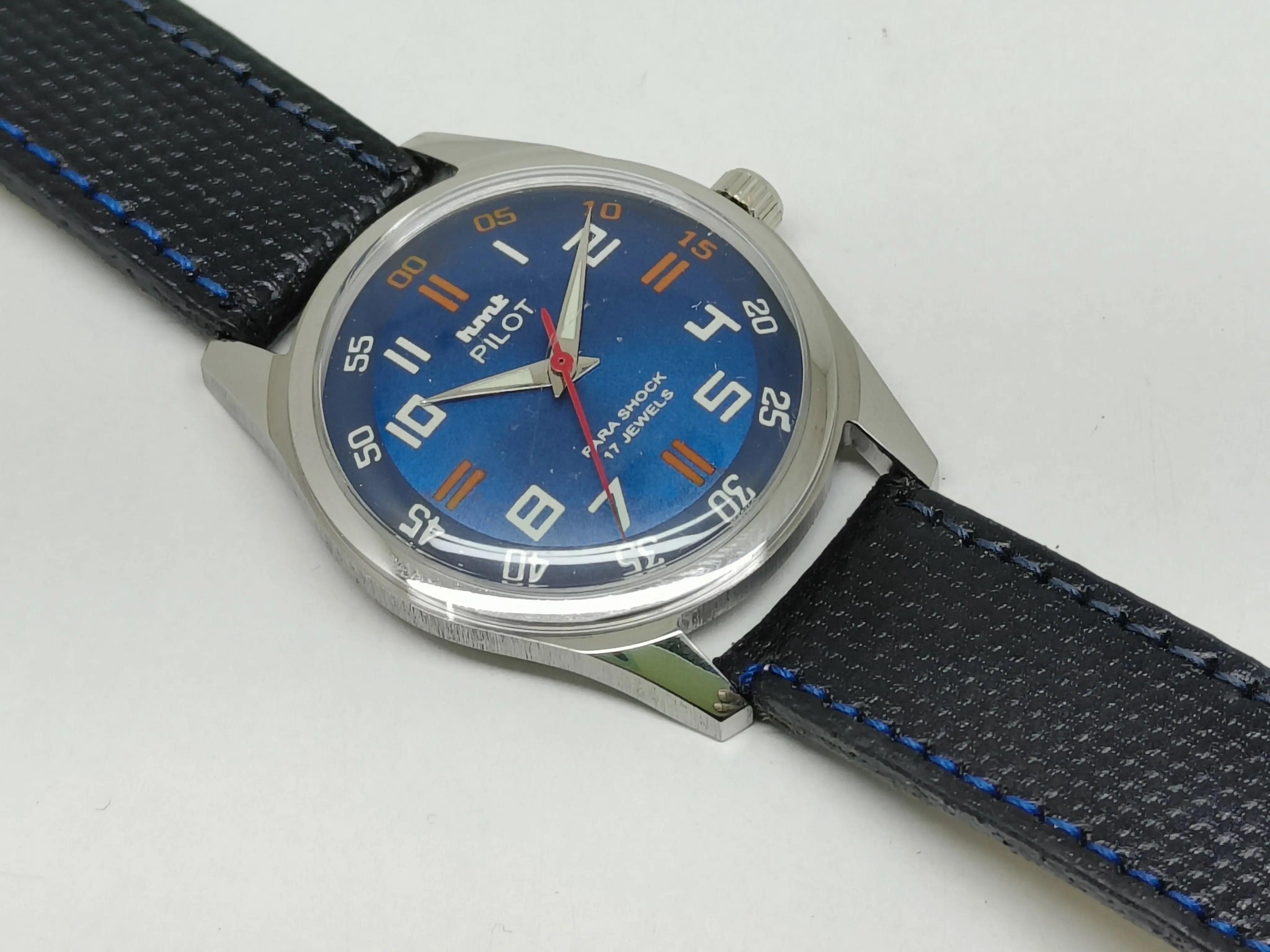 HMT Mechanical Vintage Watch – Refurbished Classic | Original Hand-Winding Timepiece National Watches