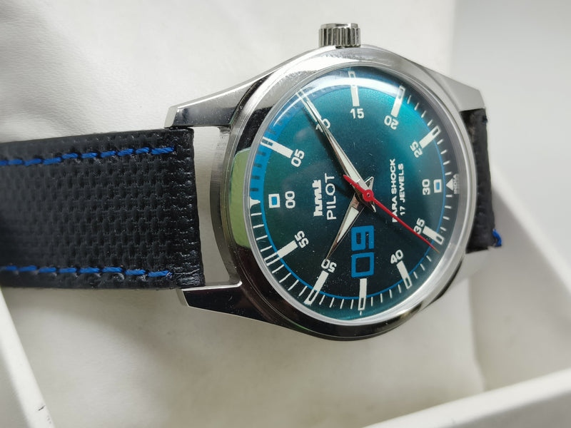 HMT Mechanical Vintage Watch – Refurbished Classic | Original Hand-Winding Timepiece