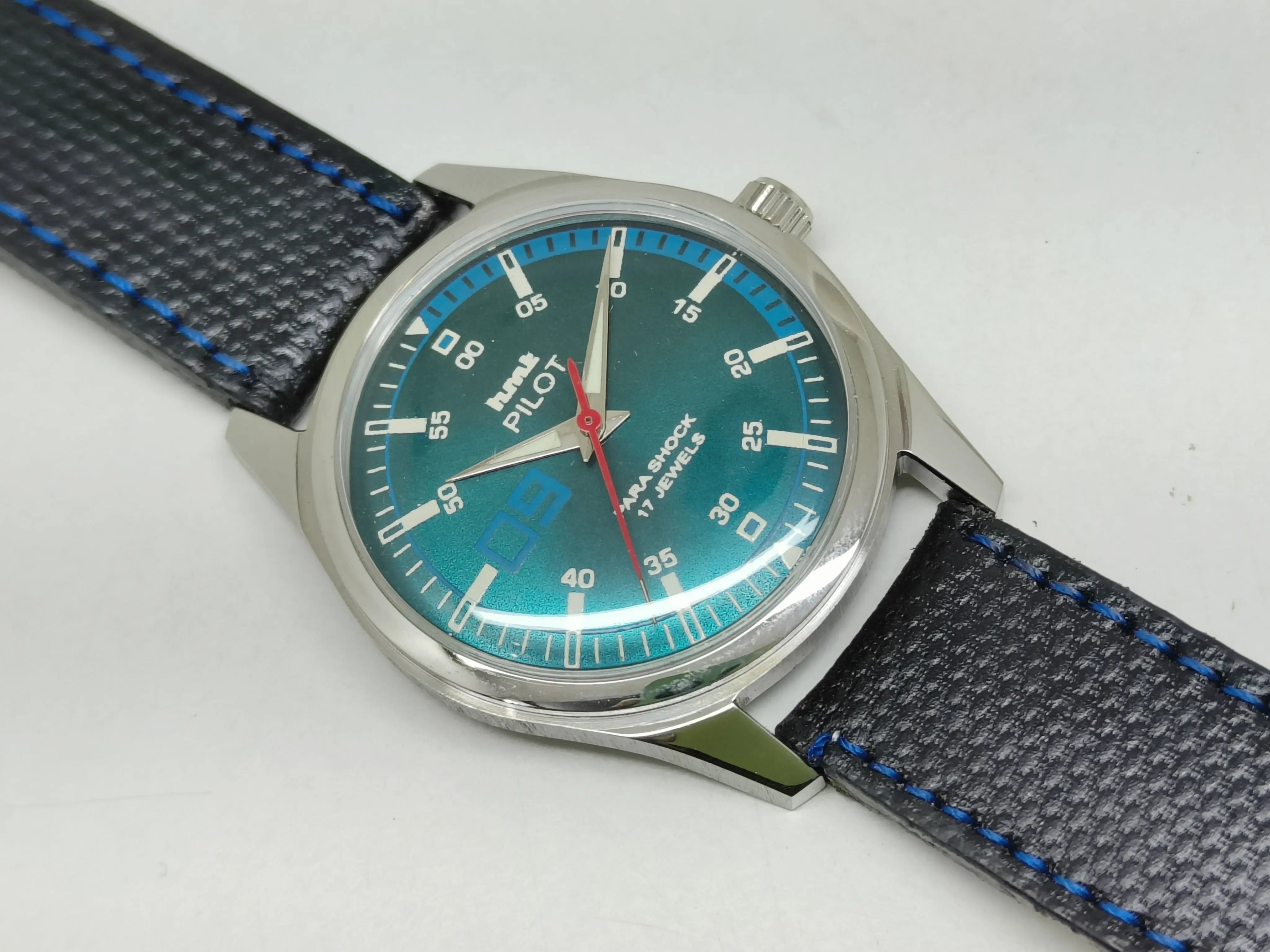 HMT Mechanical Vintage Watch – Refurbished Classic | Original Hand-Winding Timepiece National Watches