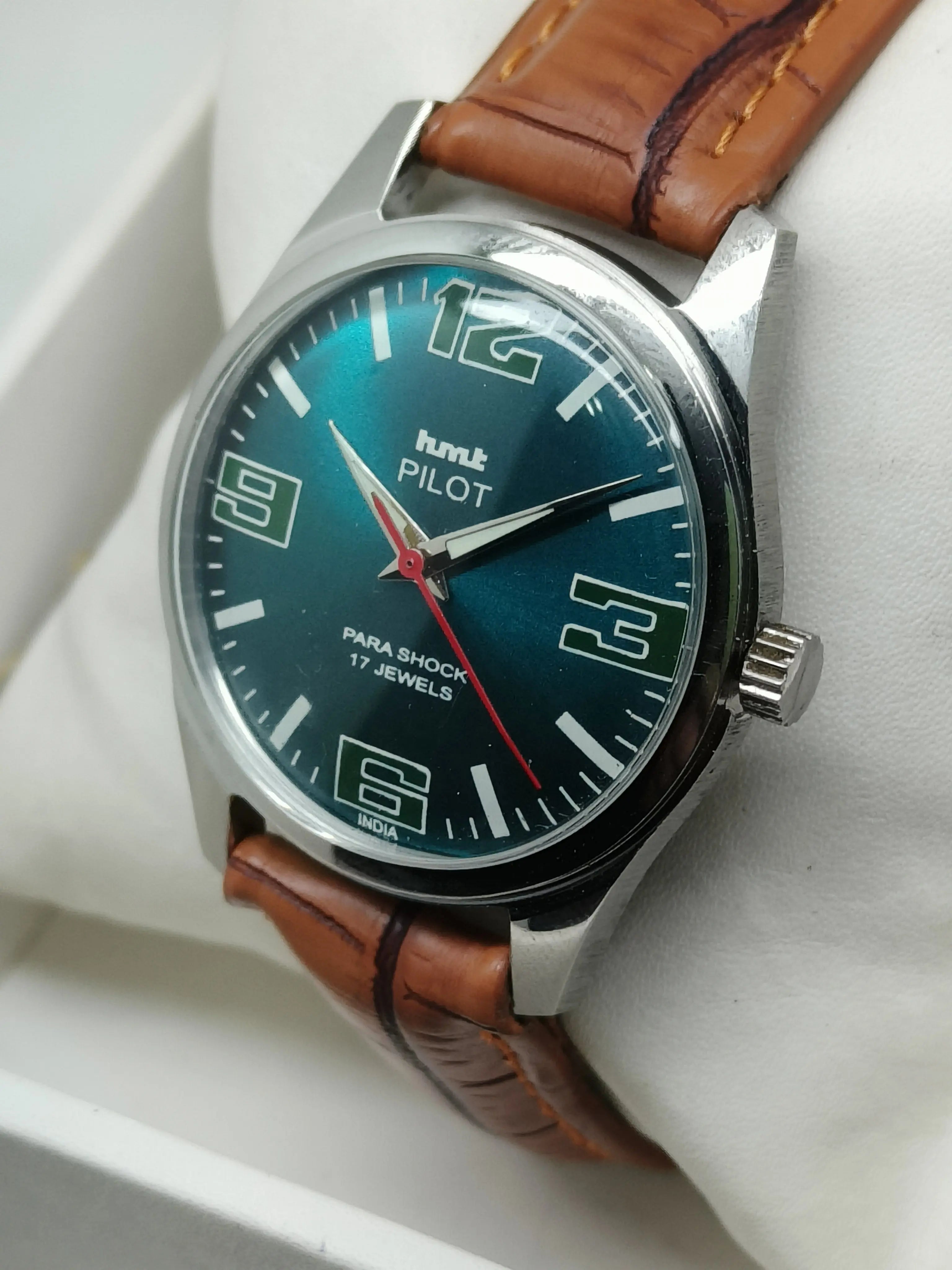 HMT Mechanical Vintage Watch – Refurbished Classic | Original Hand-Winding Timepiece National Watches