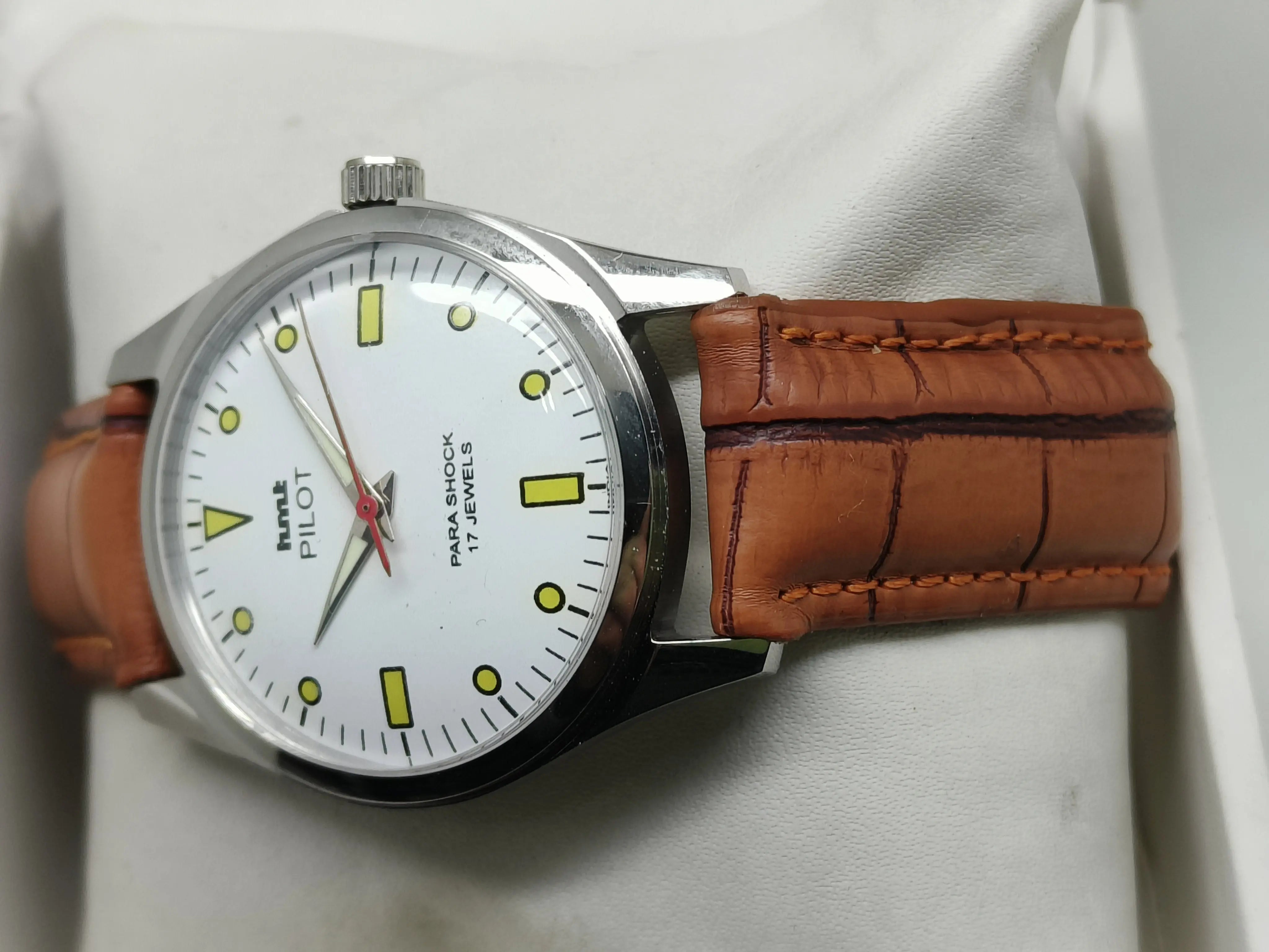 HMT Mechanical Vintage Watch – Refurbished Classic | Original Hand-Winding Timepiece National Watches