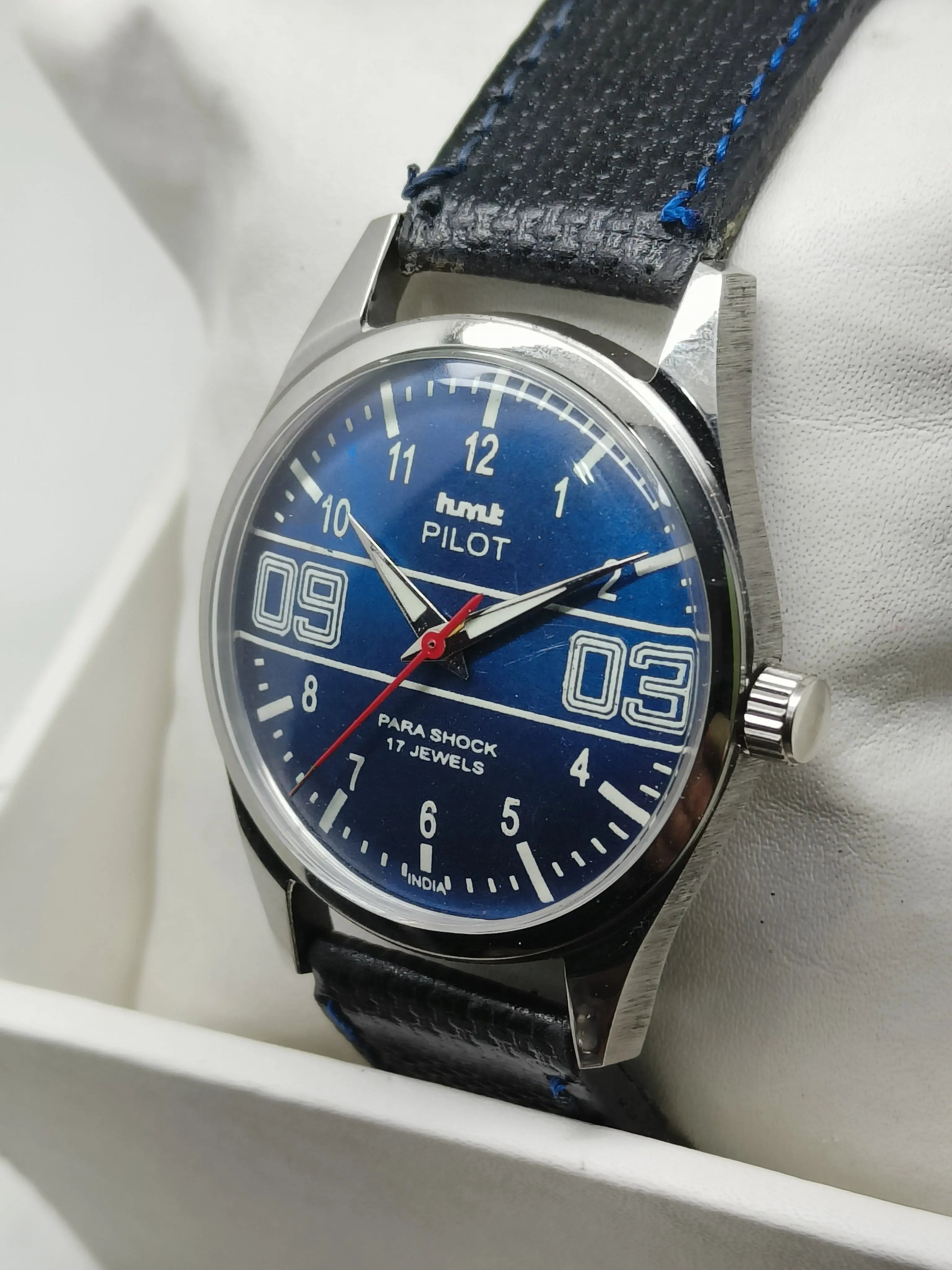 HMT Mechanical Vintage Watch – Refurbished Classic | Original Hand-Winding Timepiece National Watches