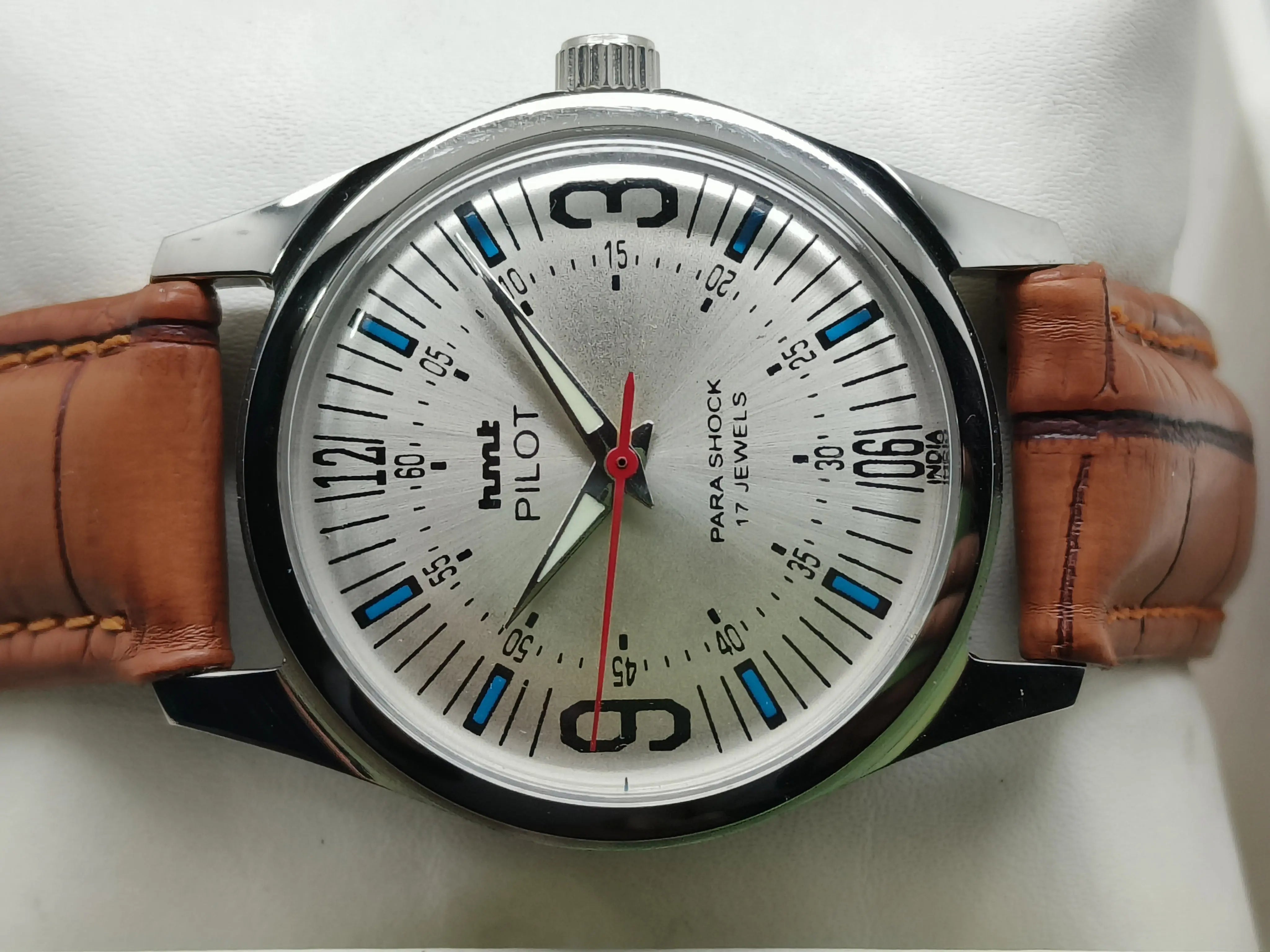 HMT Mechanical Vintage Watch – Refurbished Classic | Original Hand-Winding Timepiece National Watches