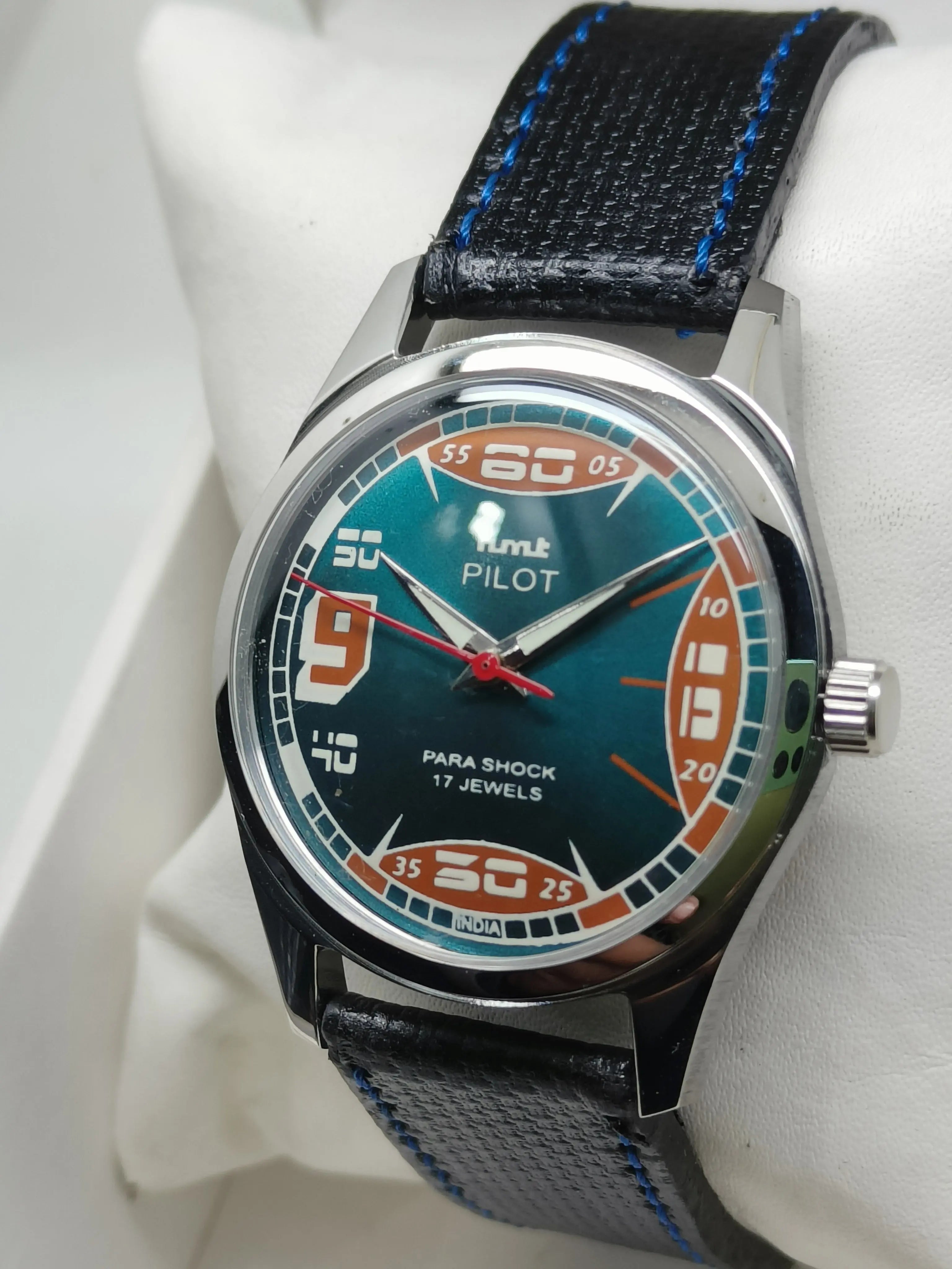 HMT Mechanical Vintage Watch – Refurbished Classic | Original Hand-Winding Timepiece National Watches