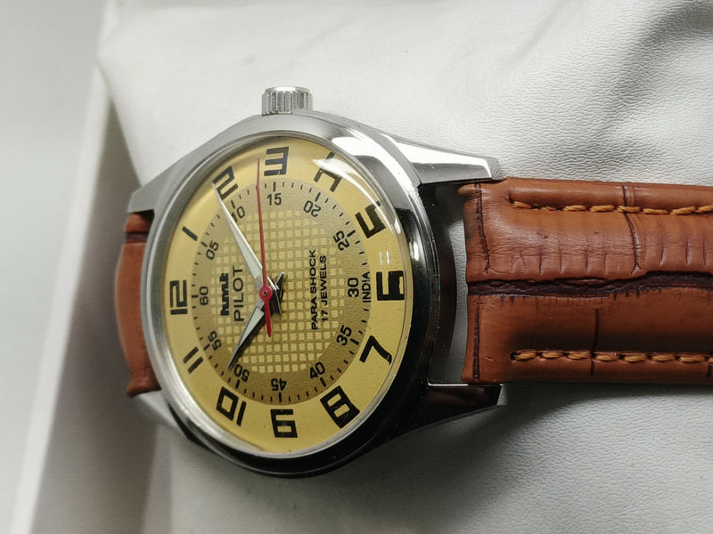 HMT Mechanical Vintage Watch – Refurbished Classic | Original Hand-Winding Timepiece