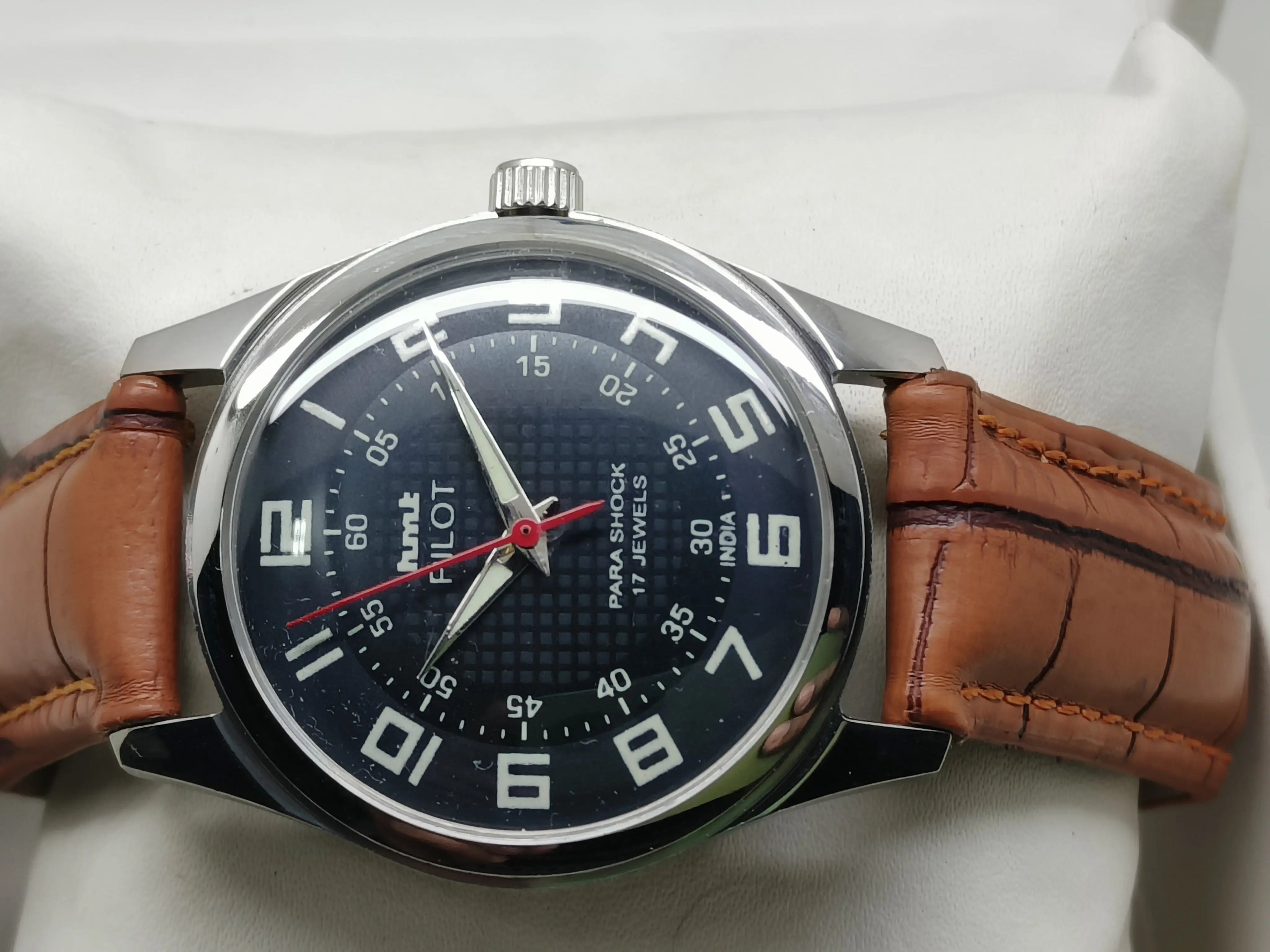 HMT Mechanical Vintage Watch – Refurbished Classic | Original Hand-Winding Timepiece National Watches