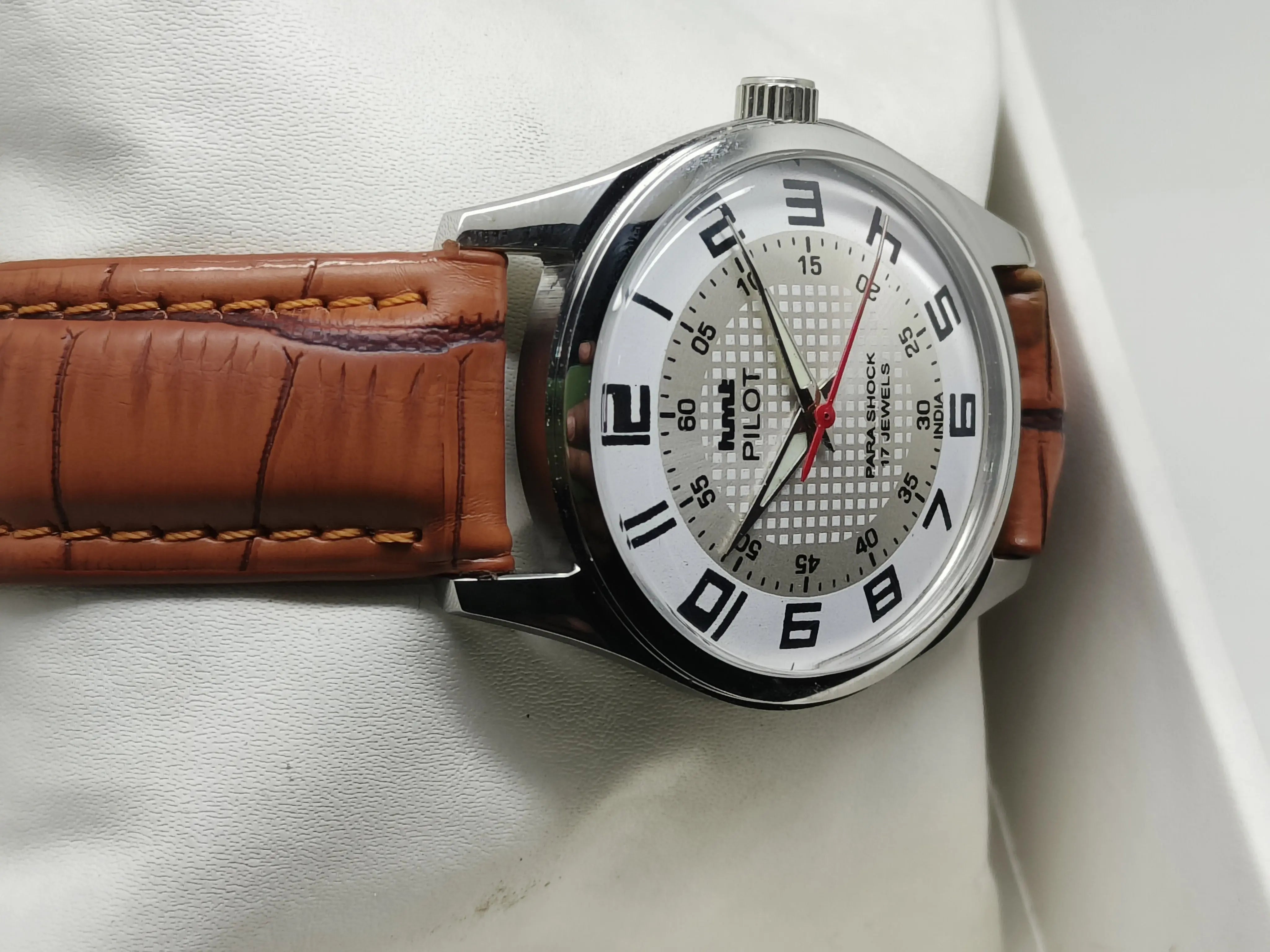 HMT Mechanical Vintage Watch – Refurbished Classic | Original Hand-Winding Timepiece National Watches