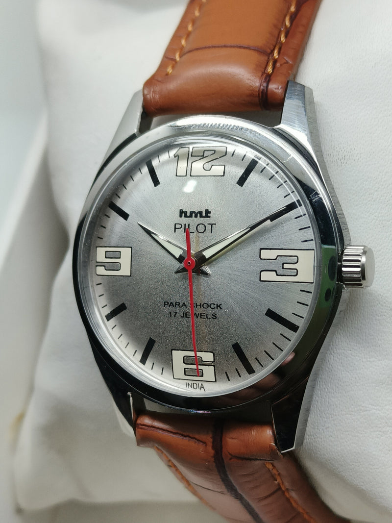 HMT Mechanical Vintage Watch – Refurbished Classic | Original Hand-Winding Timepiece