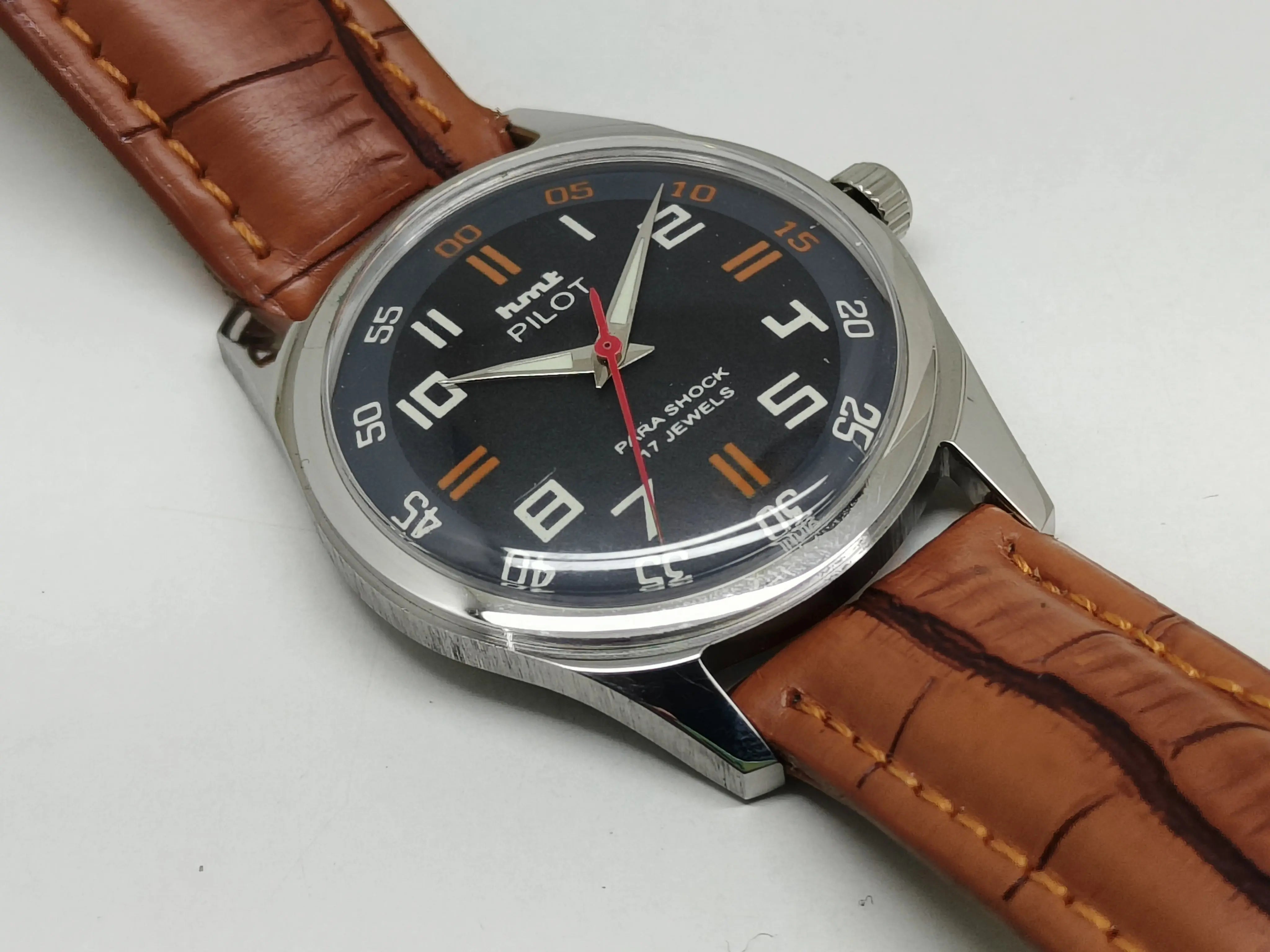 HMT Mechanical Vintage Watch – Refurbished Classic | Original Hand-Winding Timepiece National Watches