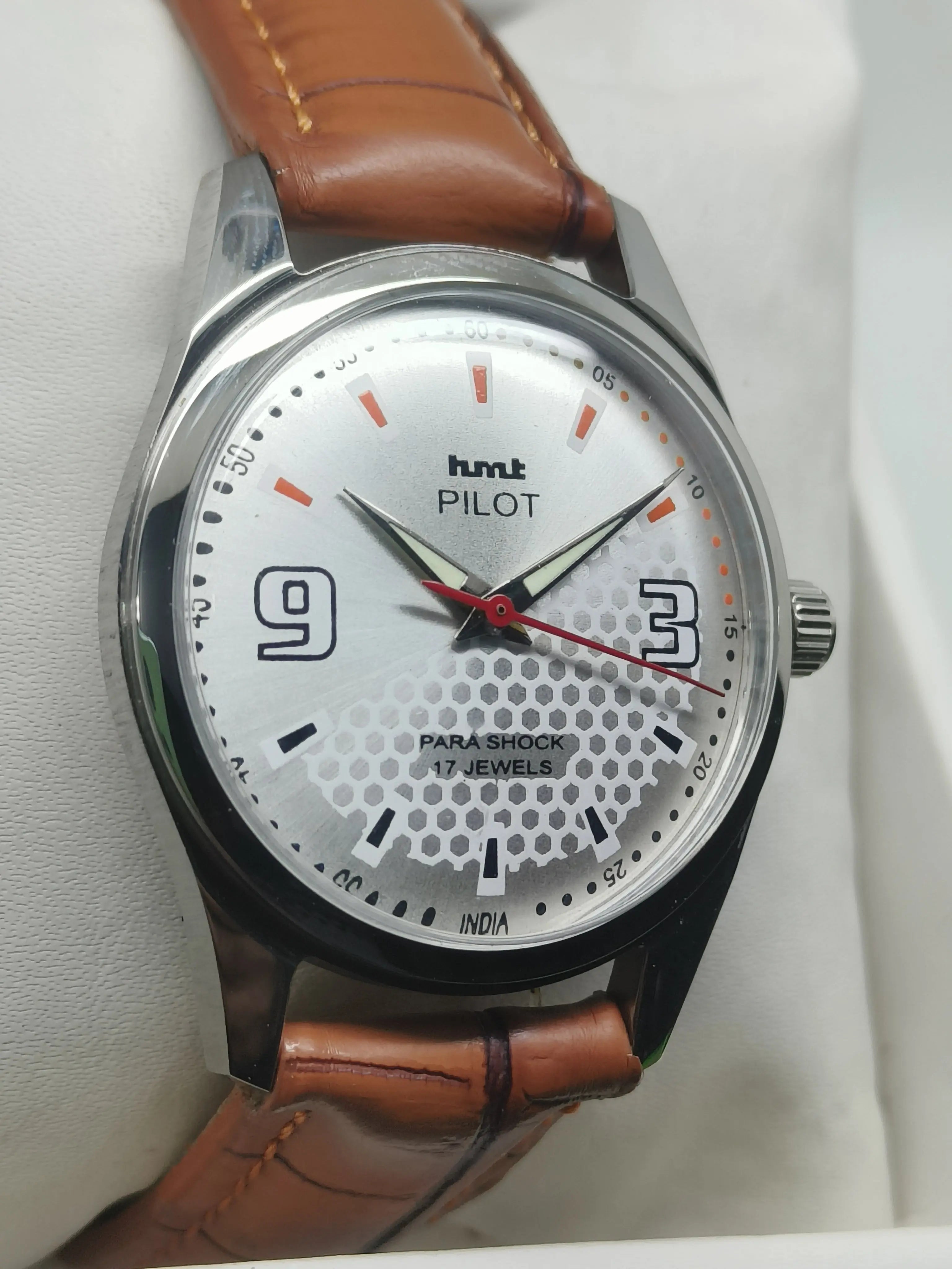HMT Mechanical Vintage Watch – Refurbished Classic | Original Hand-Winding Timepiece National Watches