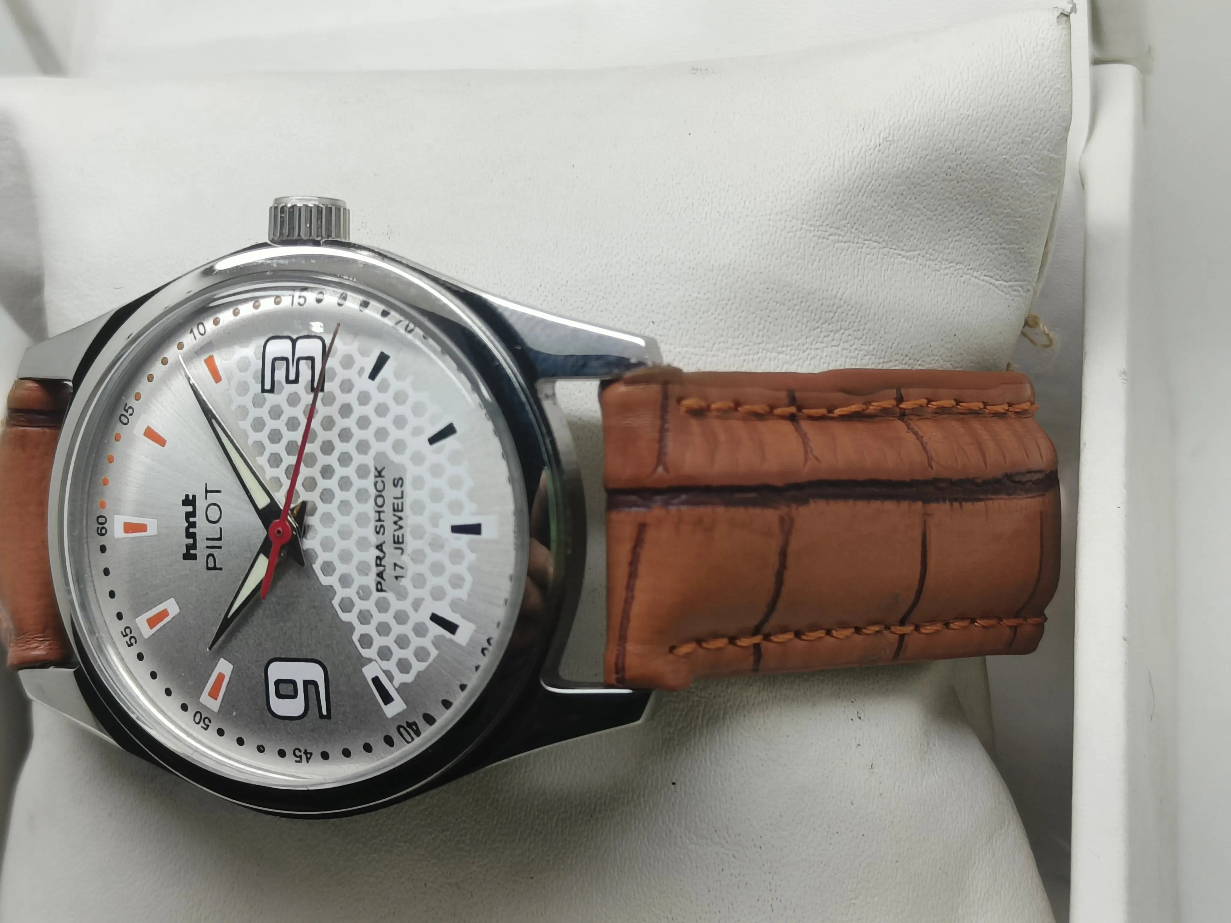 HMT Mechanical Vintage Watch – Refurbished Classic | Original Hand-Winding Timepiece National Watches
