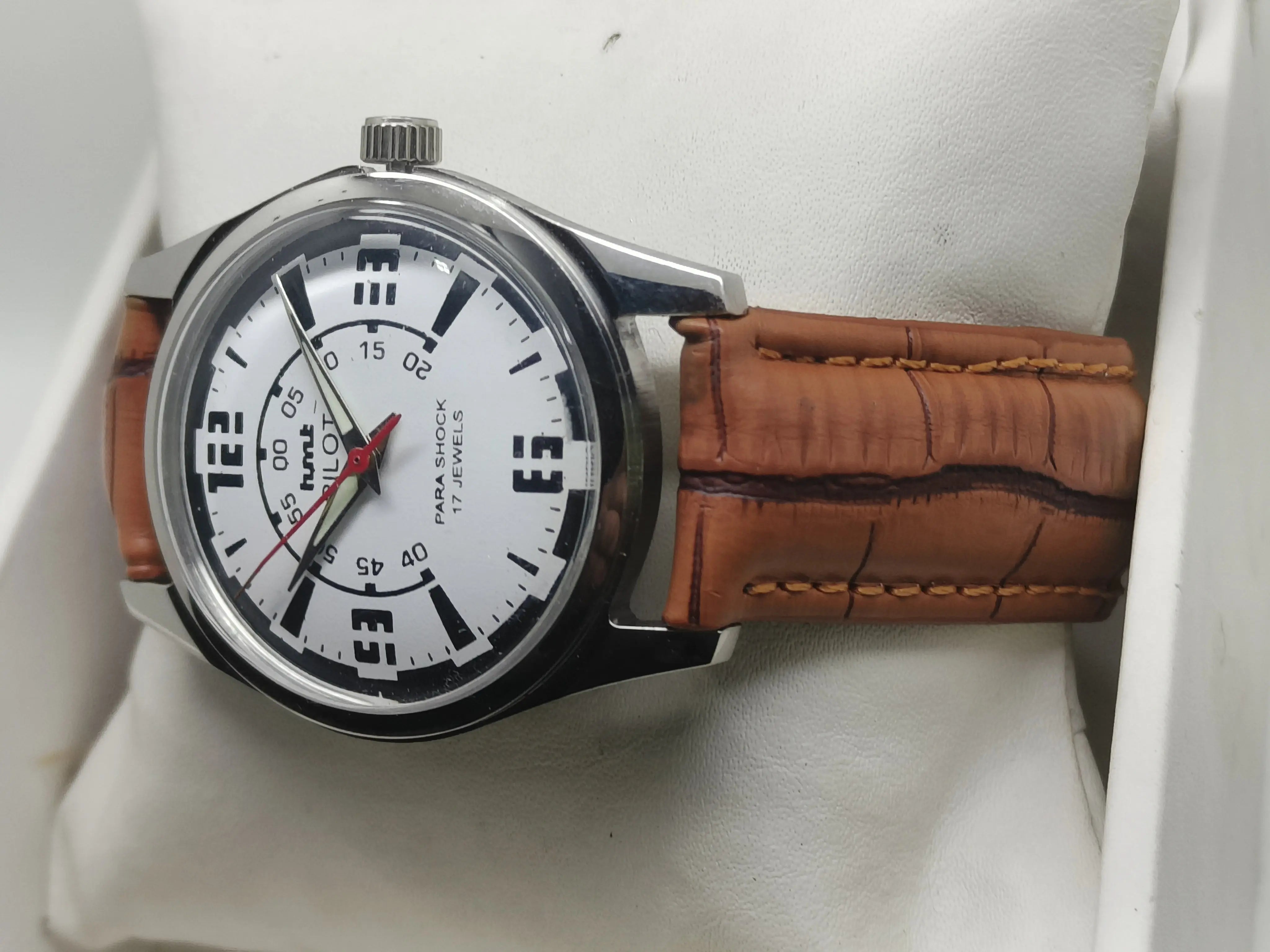 HMT Mechanical Vintage Watch – Refurbished Classic | Original Hand-Winding Timepiece National Watches