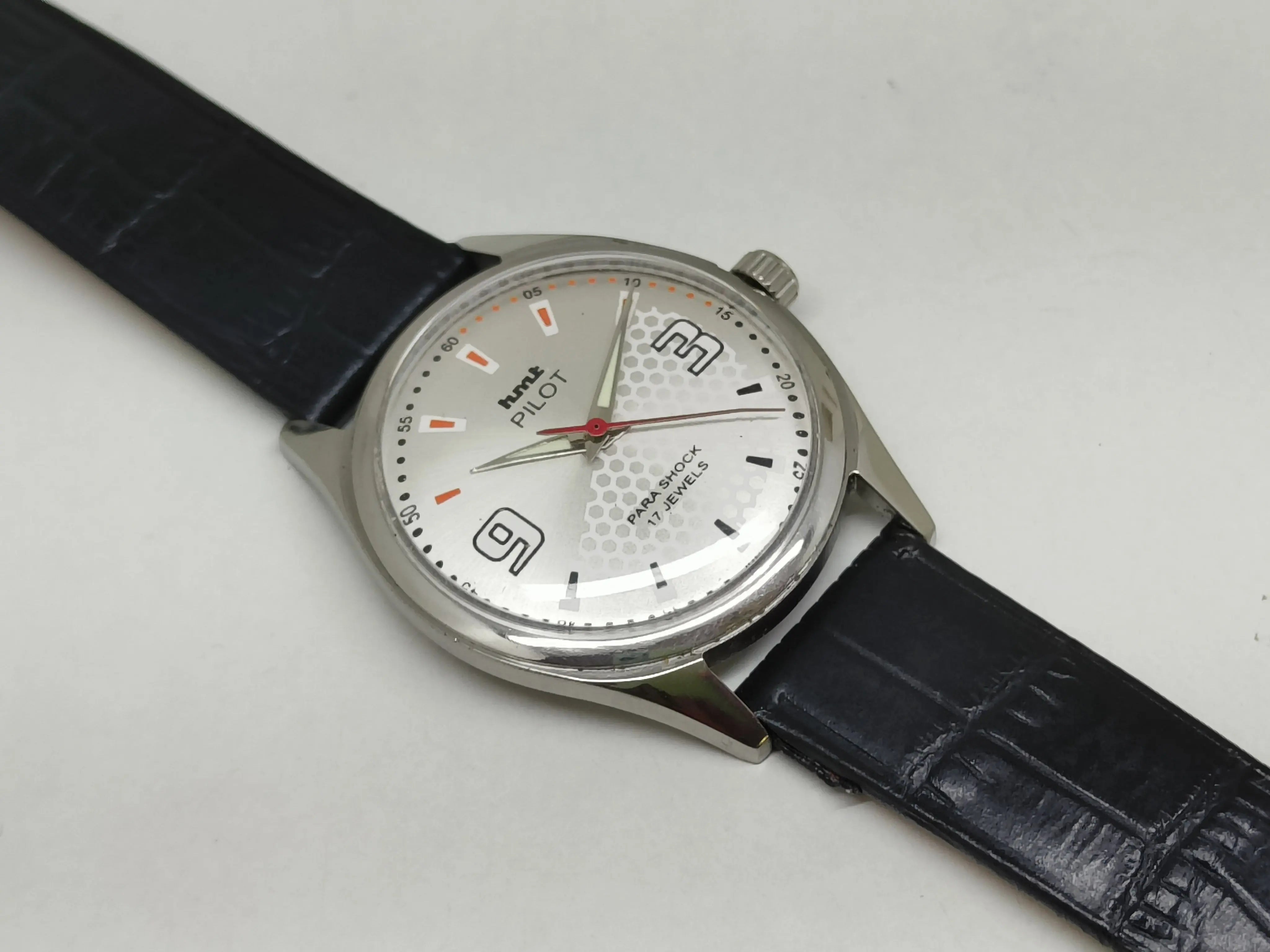 HMT Mechanical Vintage Watch – Refurbished Classic | Original Hand-Winding Timepiece National Watches