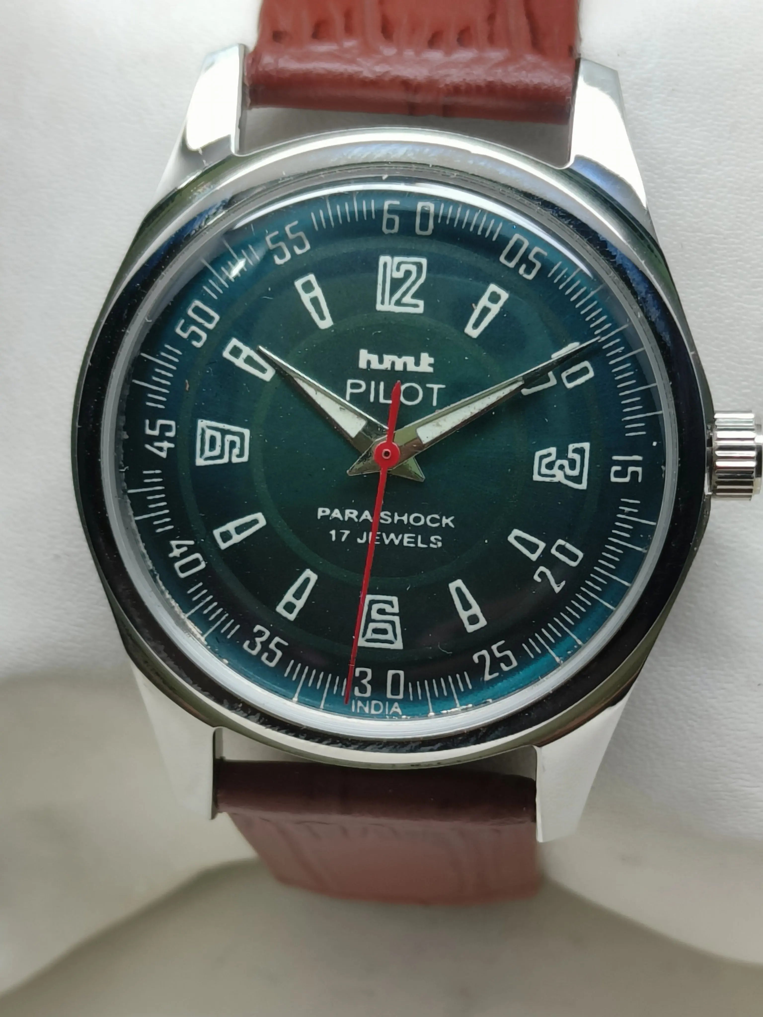HMT Mechanical Vintage Watch – Refurbished Classic | Original Hand-Winding Timepiece National Watches