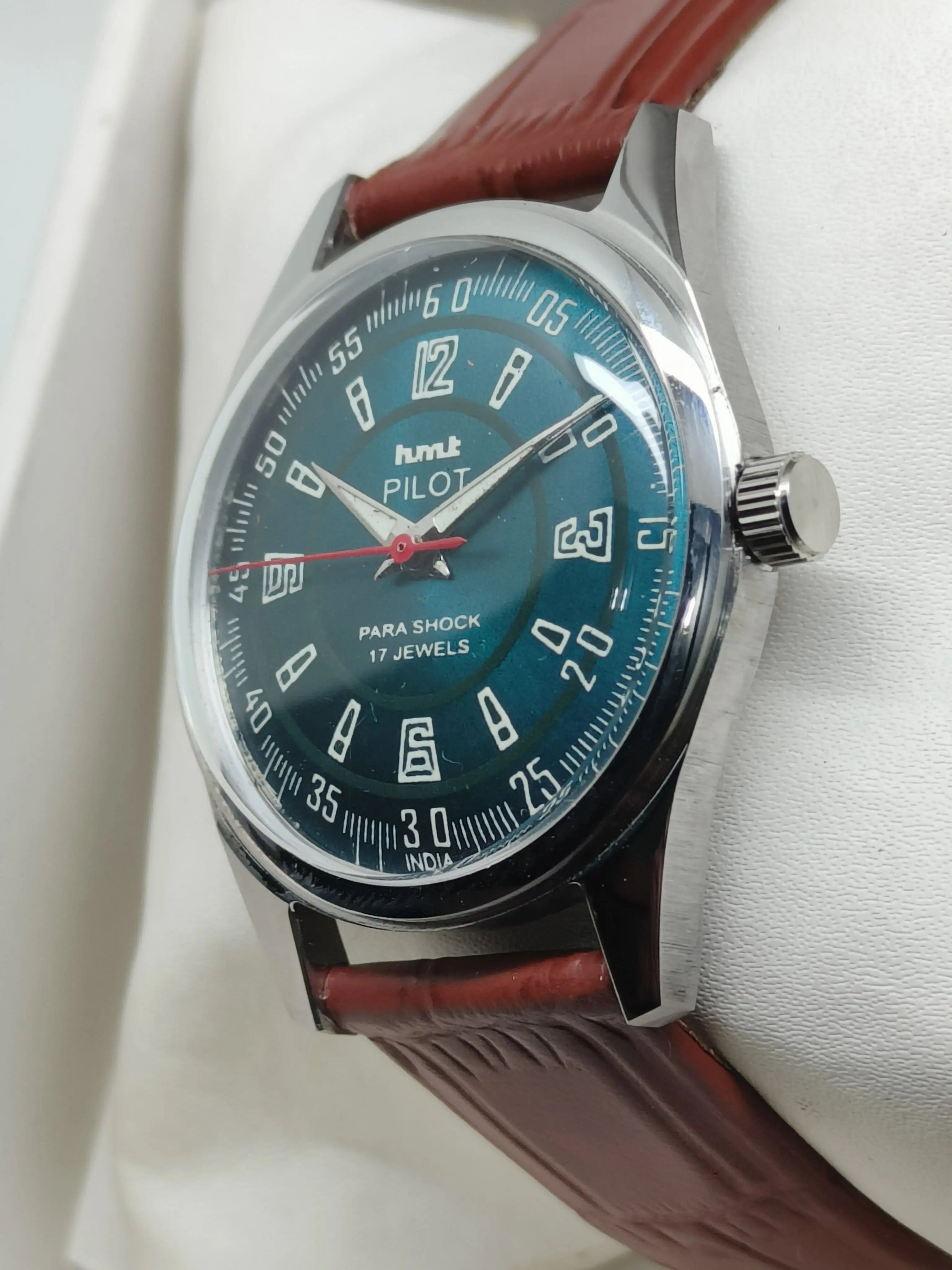 HMT Mechanical Vintage Watch – Refurbished Classic | Original Hand-Winding Timepiece National Watches