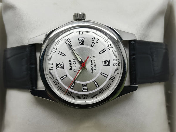 HMT Mechanical Vintage Watch – Refurbished Classic | Original Hand-Winding Timepiece